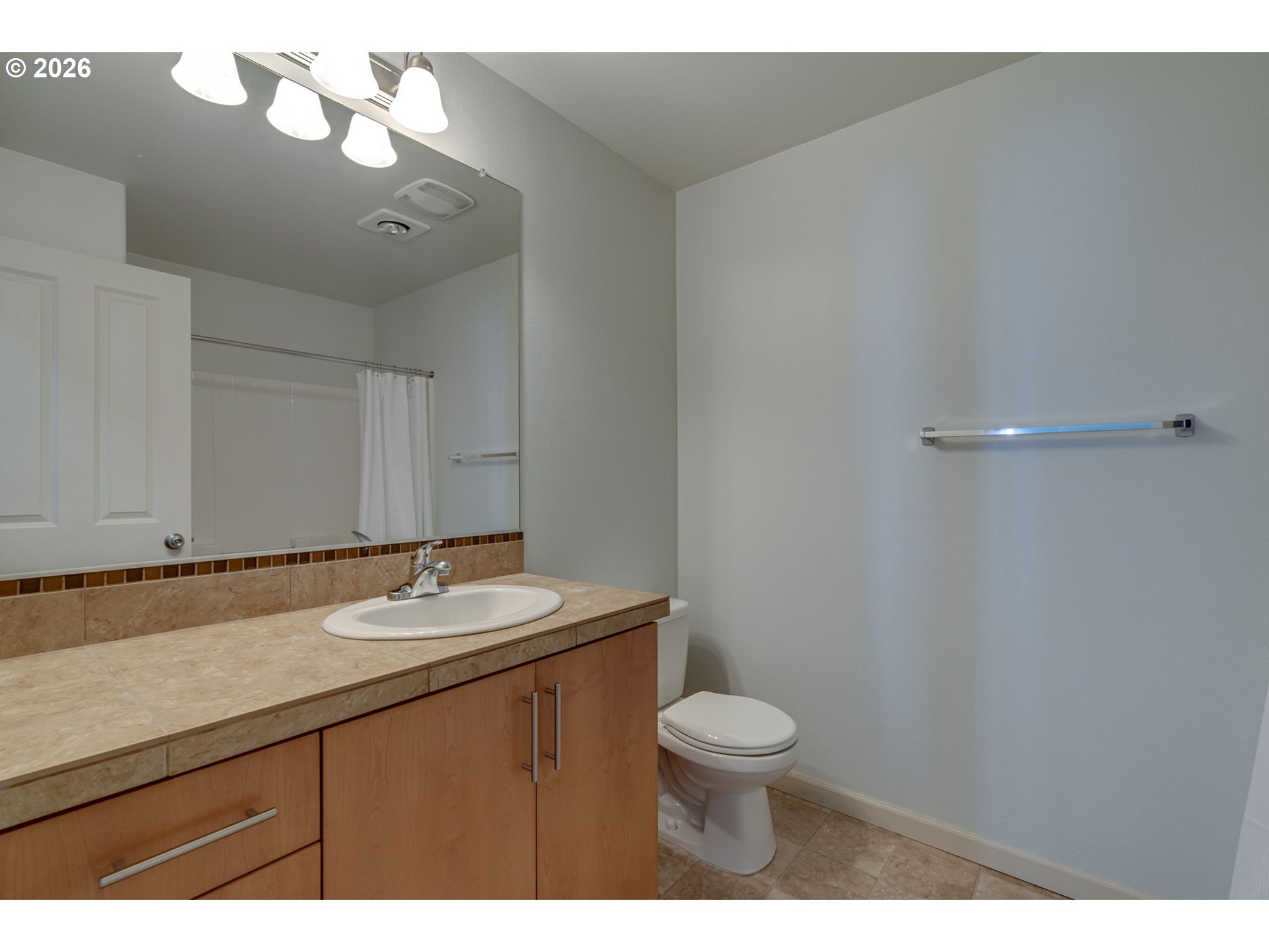 Photo #27: 321882753 Listing: Photo #27