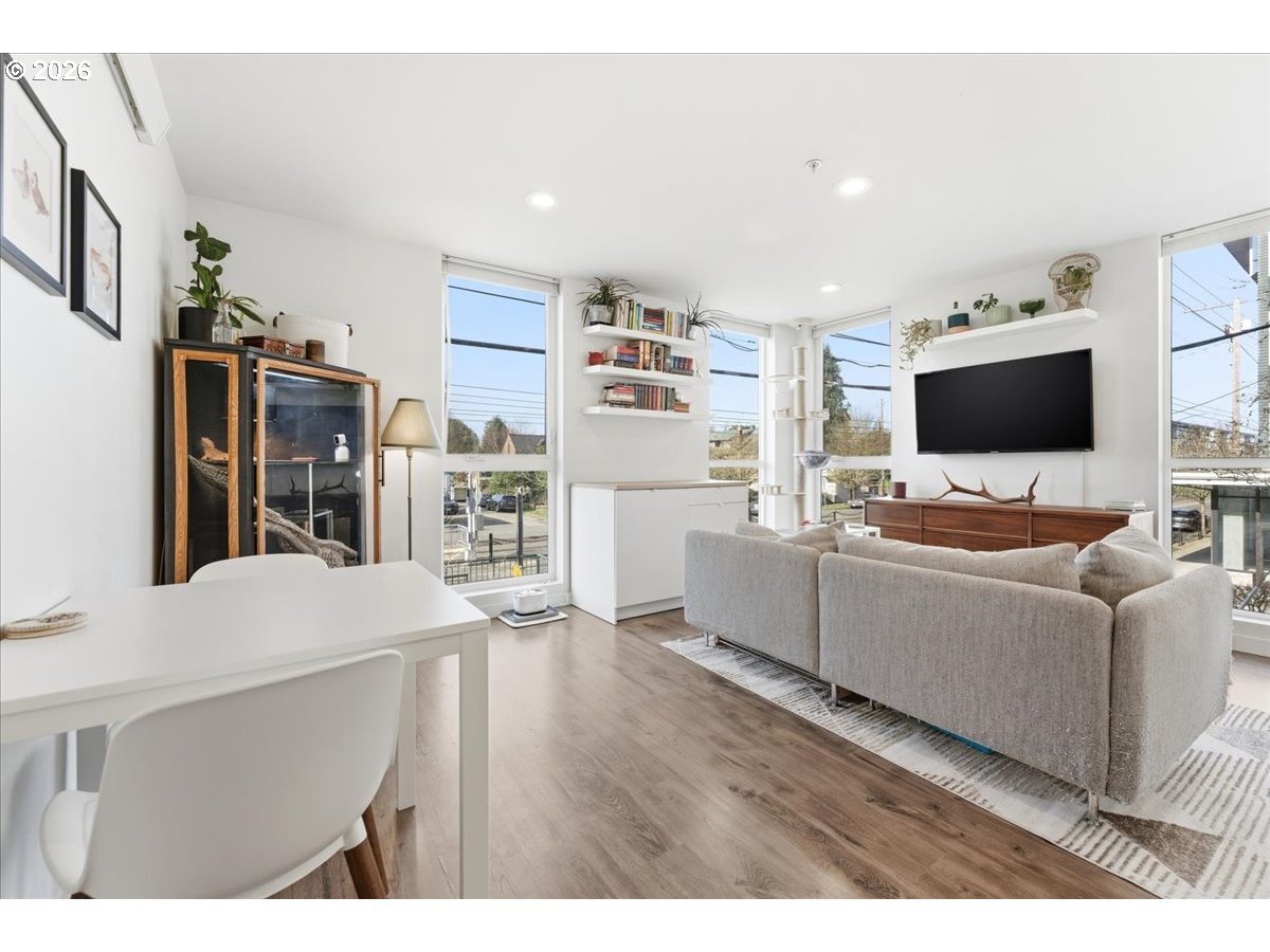 Photo #16: 322007730 Listing: Photo #16