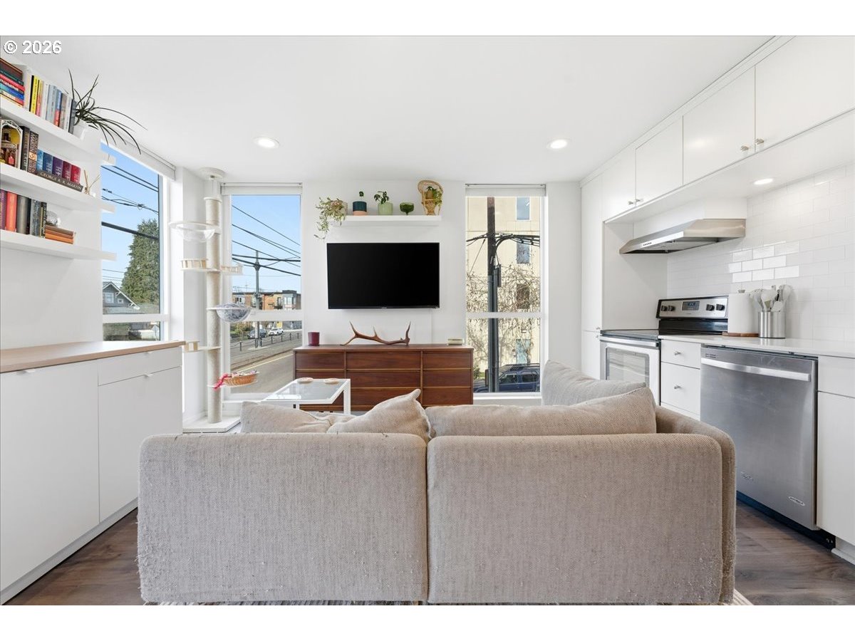 Photo #14: 322007730 Listing: Photo #14