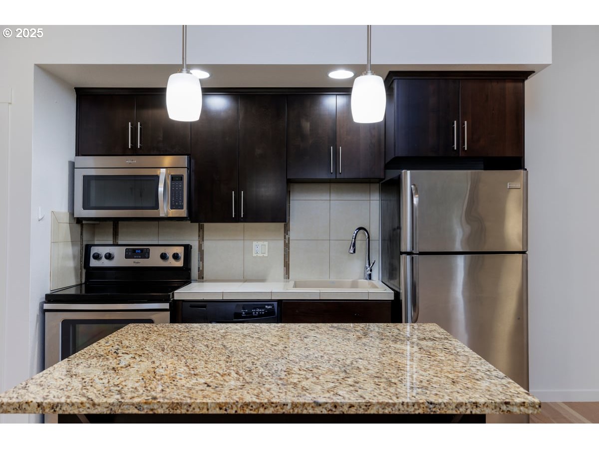 Photo #11: 322016717 Listing: Photo #11