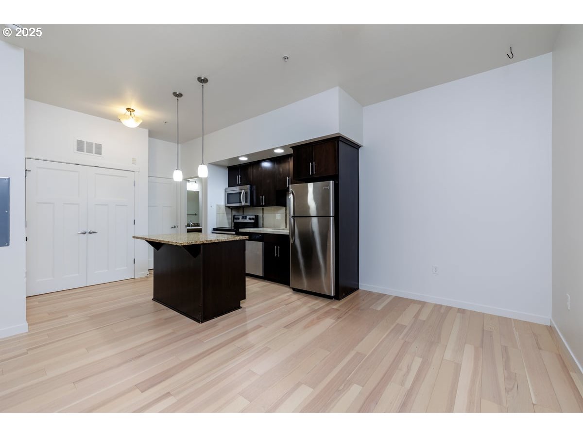 Photo #12: 322016717 Listing: Photo #12