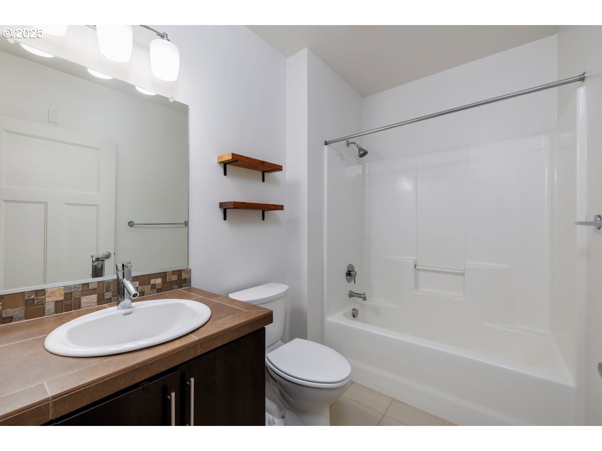 Photo #14: 322016717 Listing: Photo #14