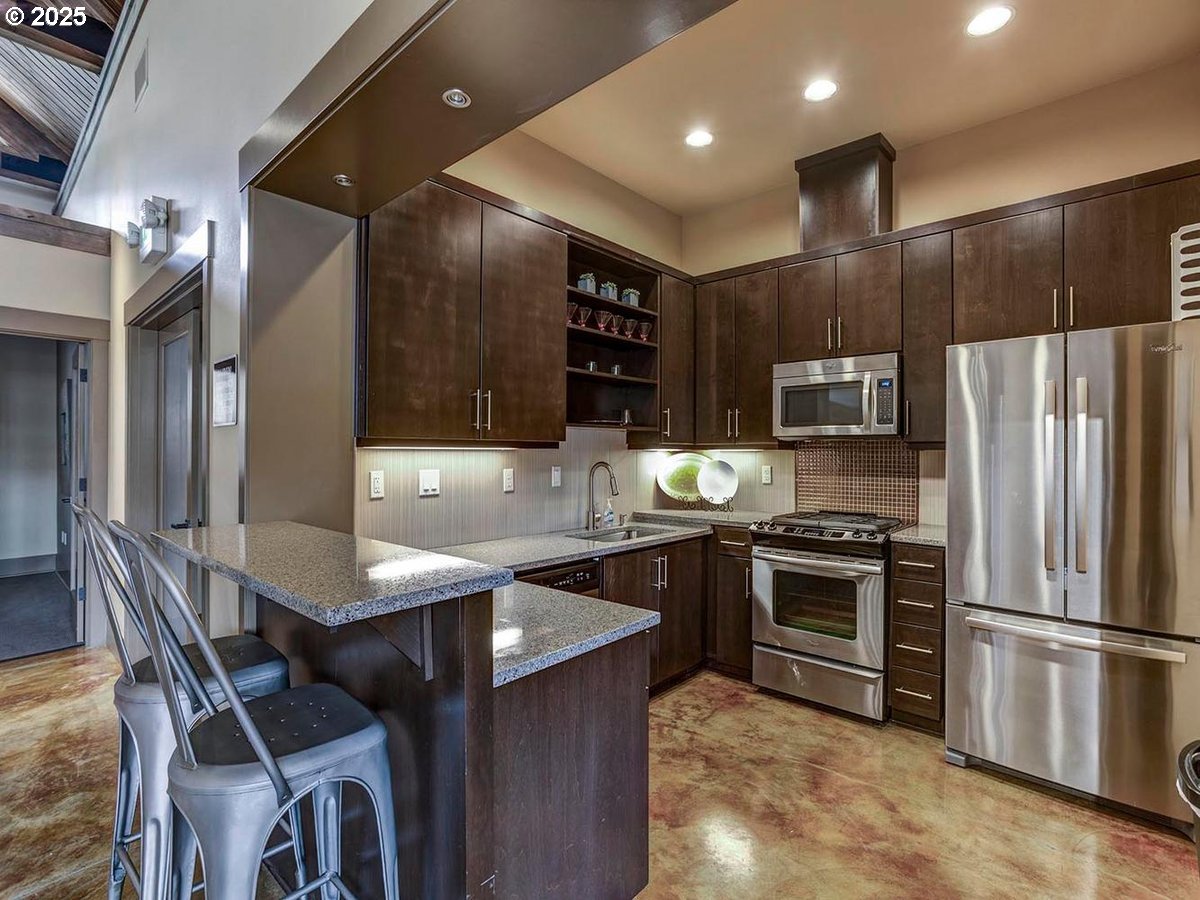 Photo #20: 322016717 Listing: Photo #20