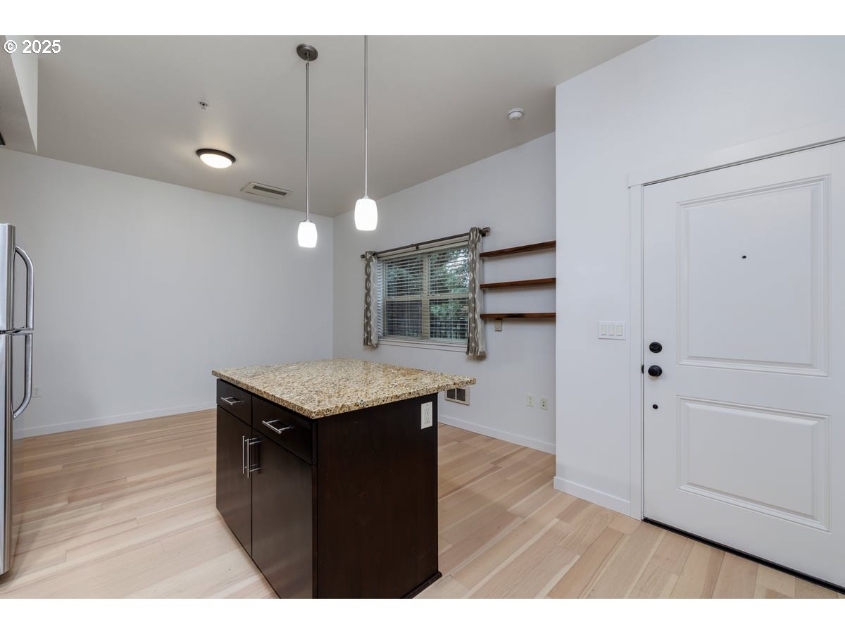 Photo #10: 322016717 Listing: Photo #10