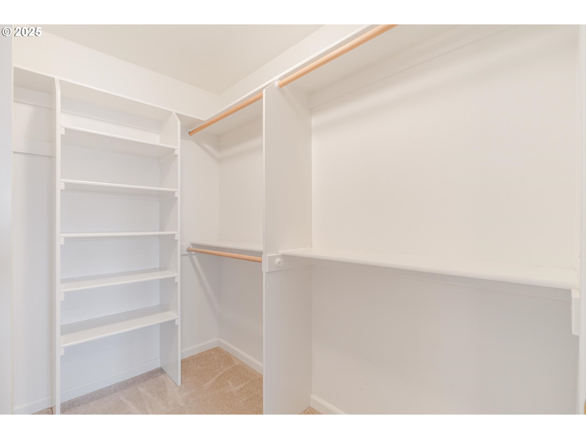 Photo #21: 322068011 Listing: Photo #21