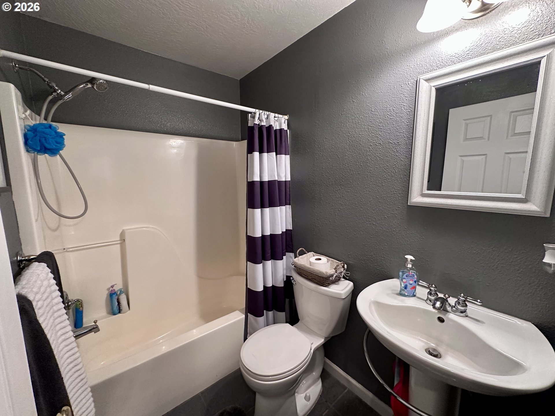 Property photo 16 of 45