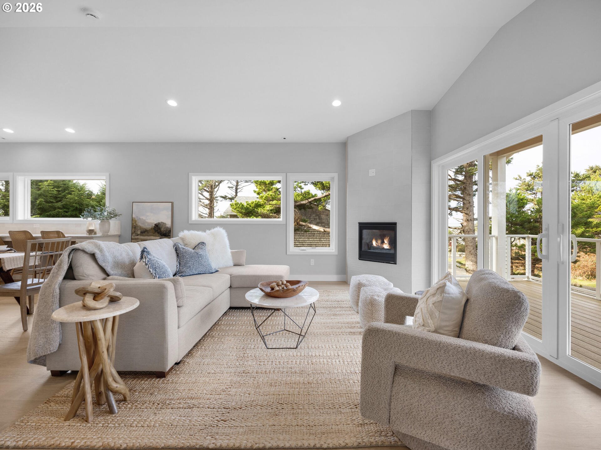 143 E TANANA AVE, Cannon Beach, OR, 97110