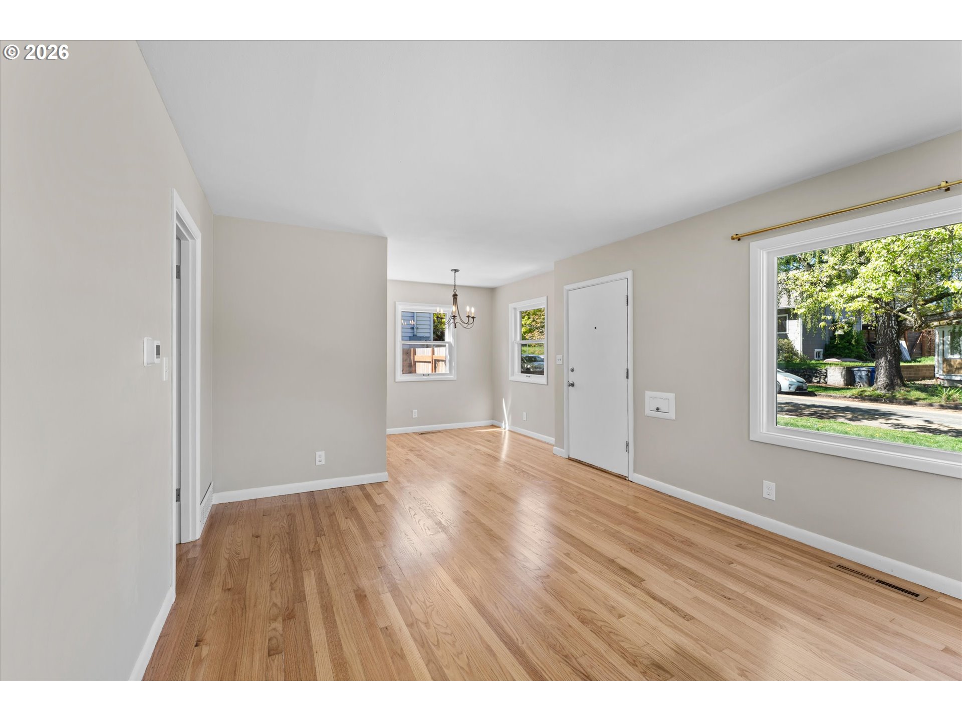Photo #17: 324467037 Listing: Photo #17