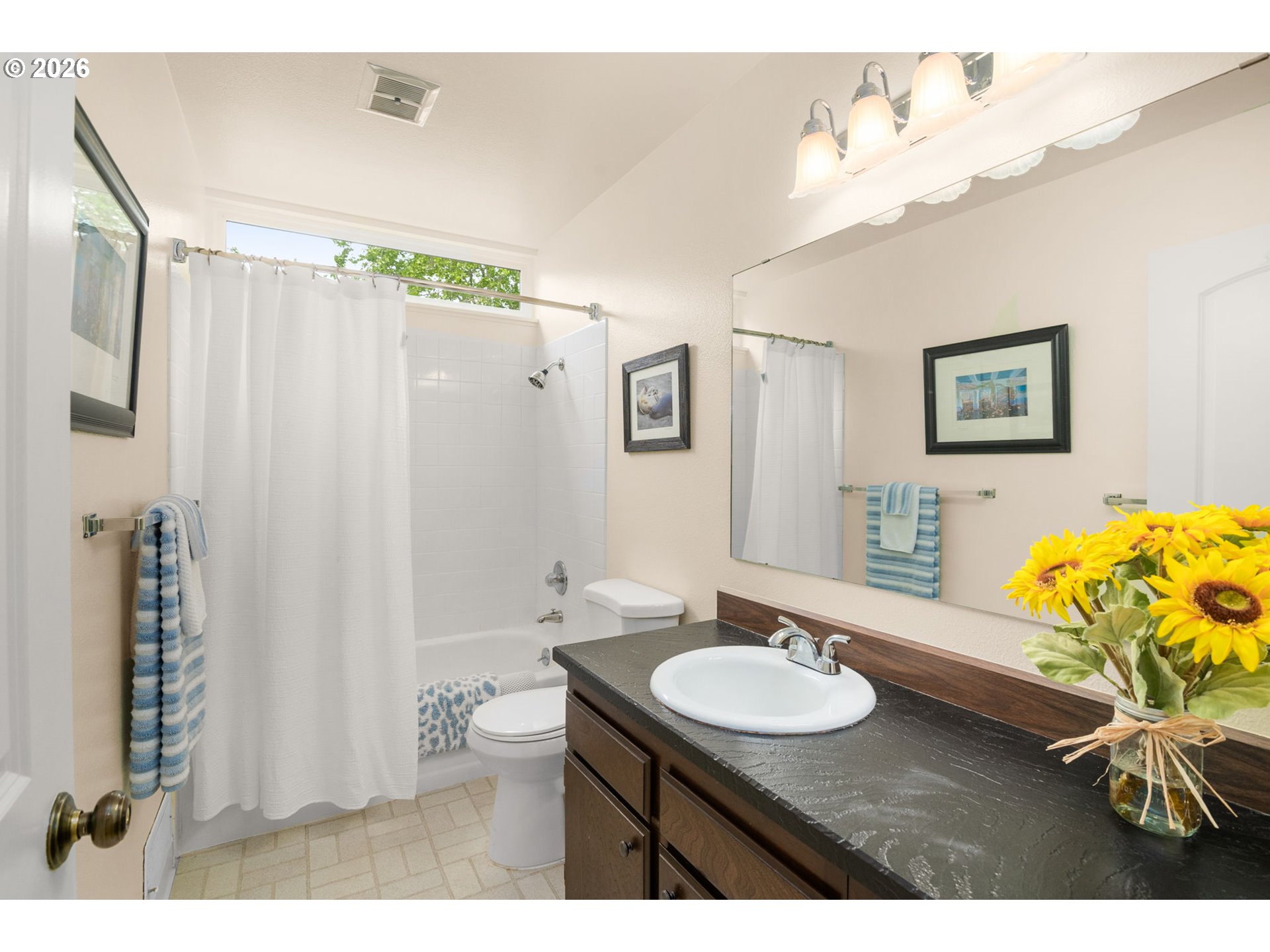 Photo #10: 324731515 Listing: Photo #10