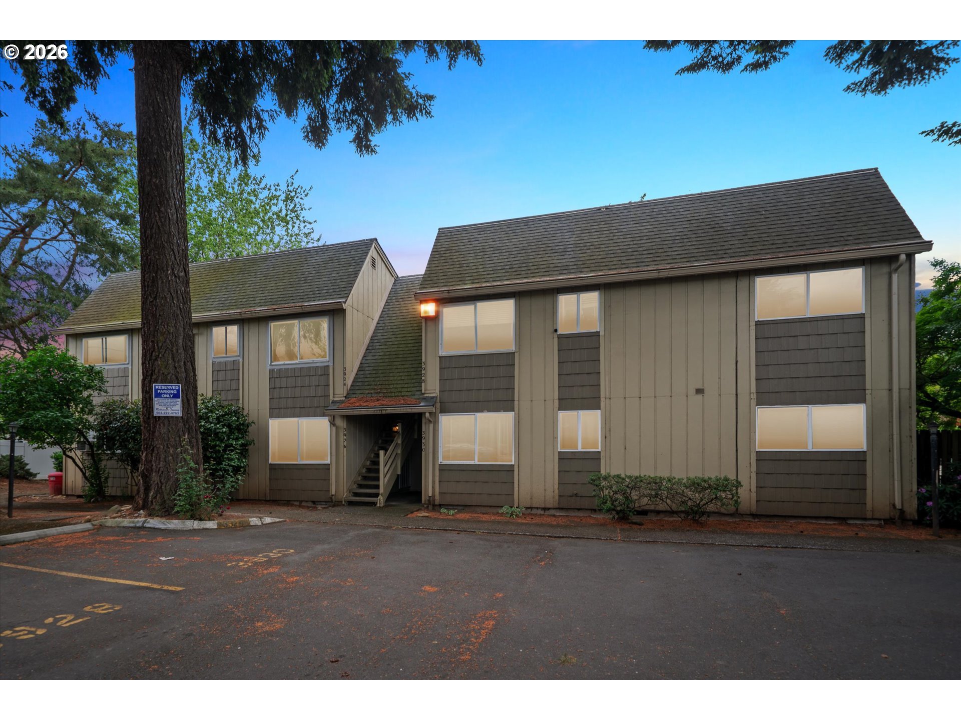 Photo #1: 325155935 Listing: Photo #1
