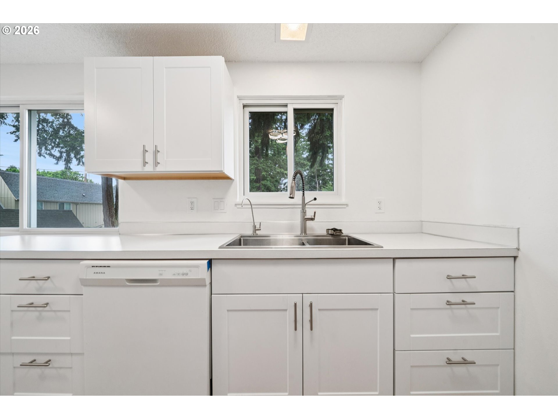 Photo #11: 325155935 Listing: Photo #11