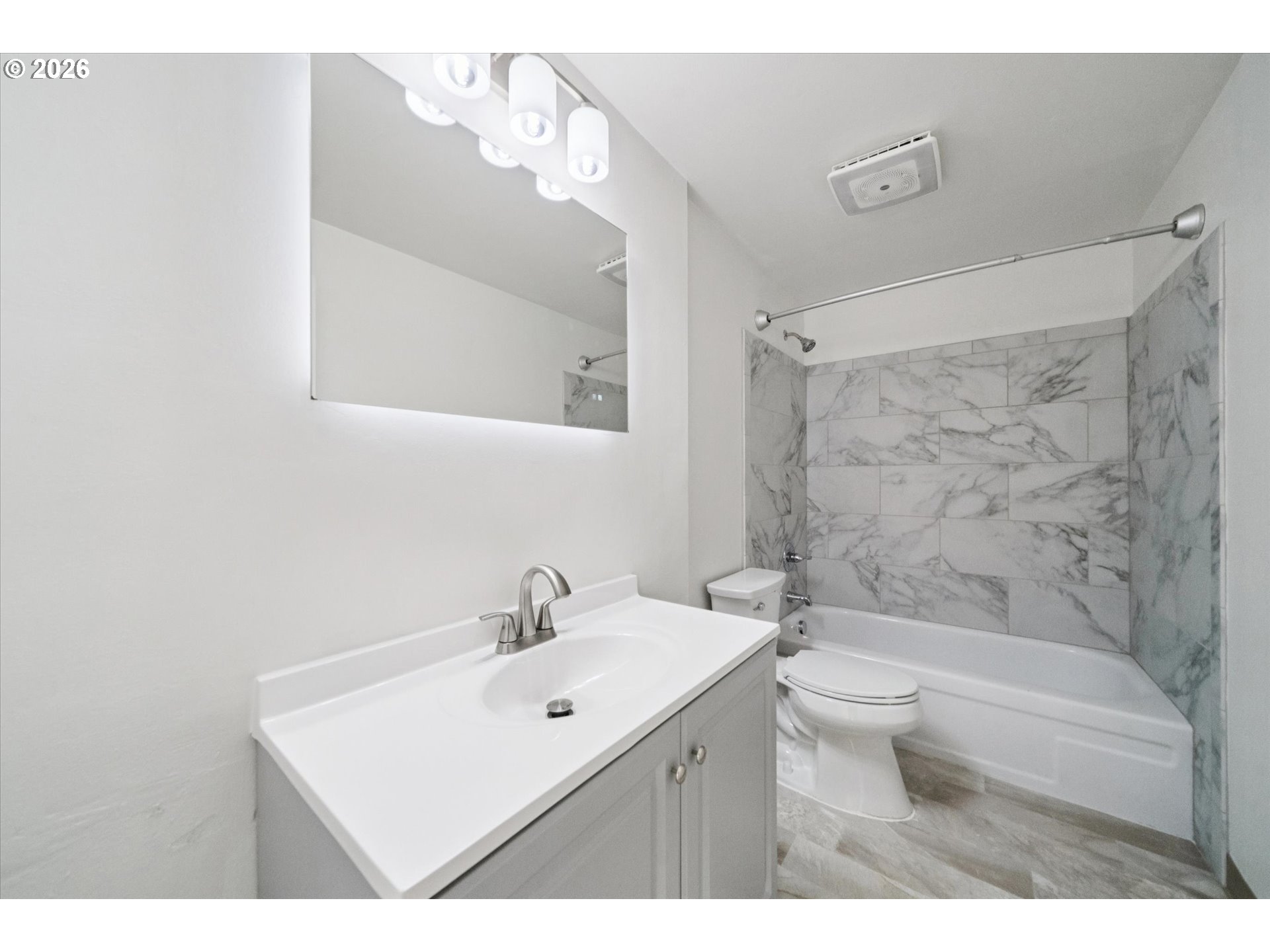 Photo #19: 325155935 Listing: Photo #19