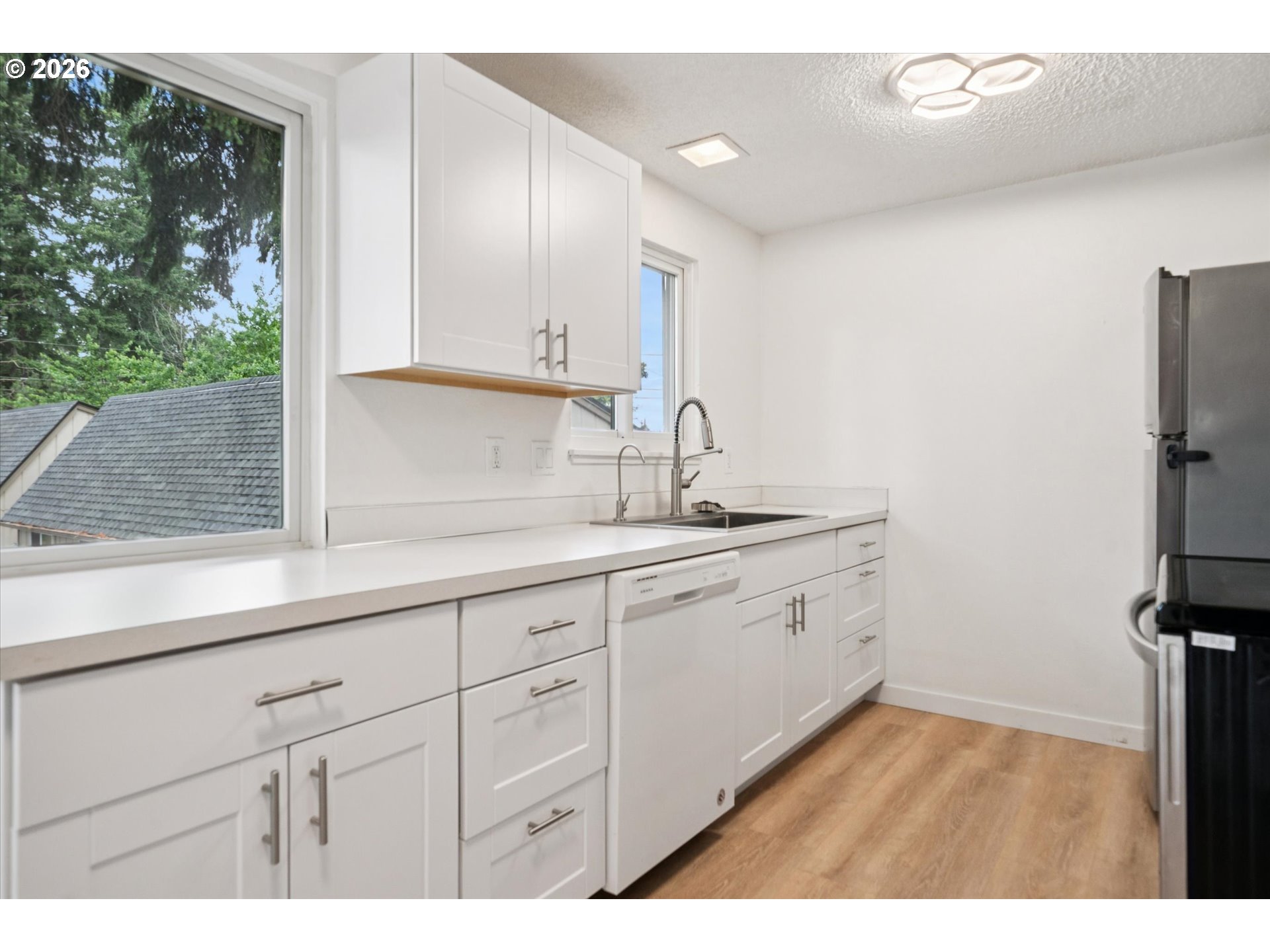 Photo #9: 325155935 Listing: Photo #9