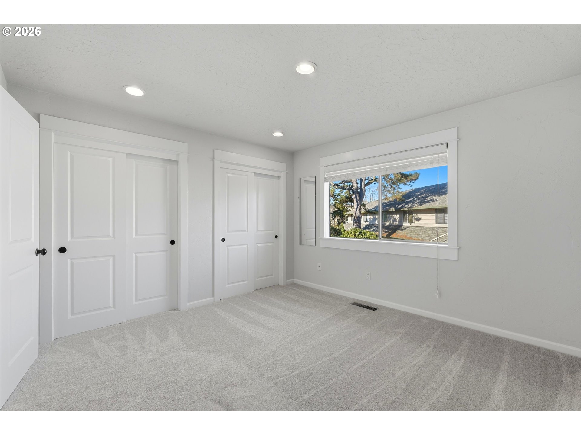 Photo #13: 325215133 Listing: Photo #13