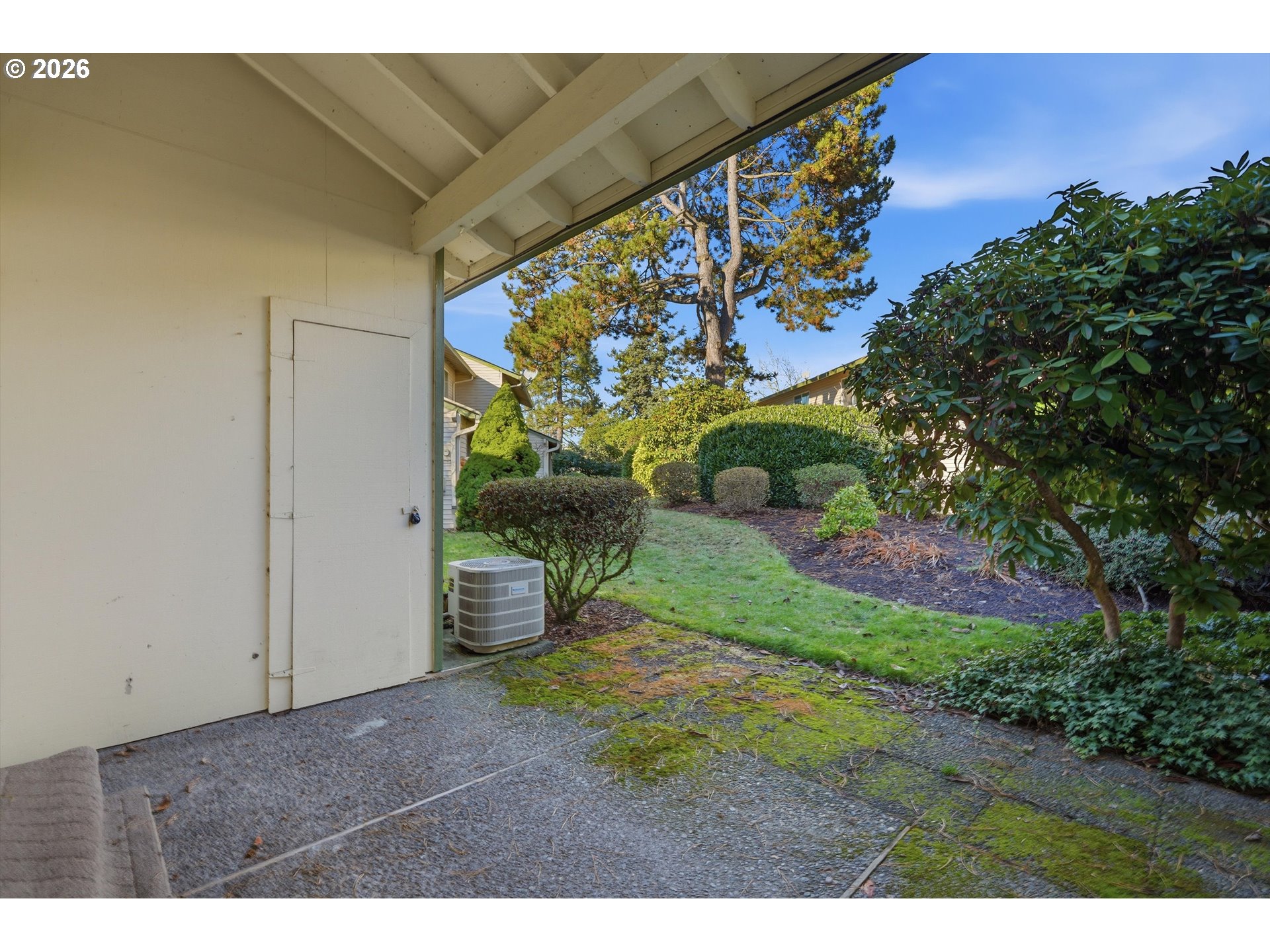 Photo #16: 325215133 Listing: Photo #16