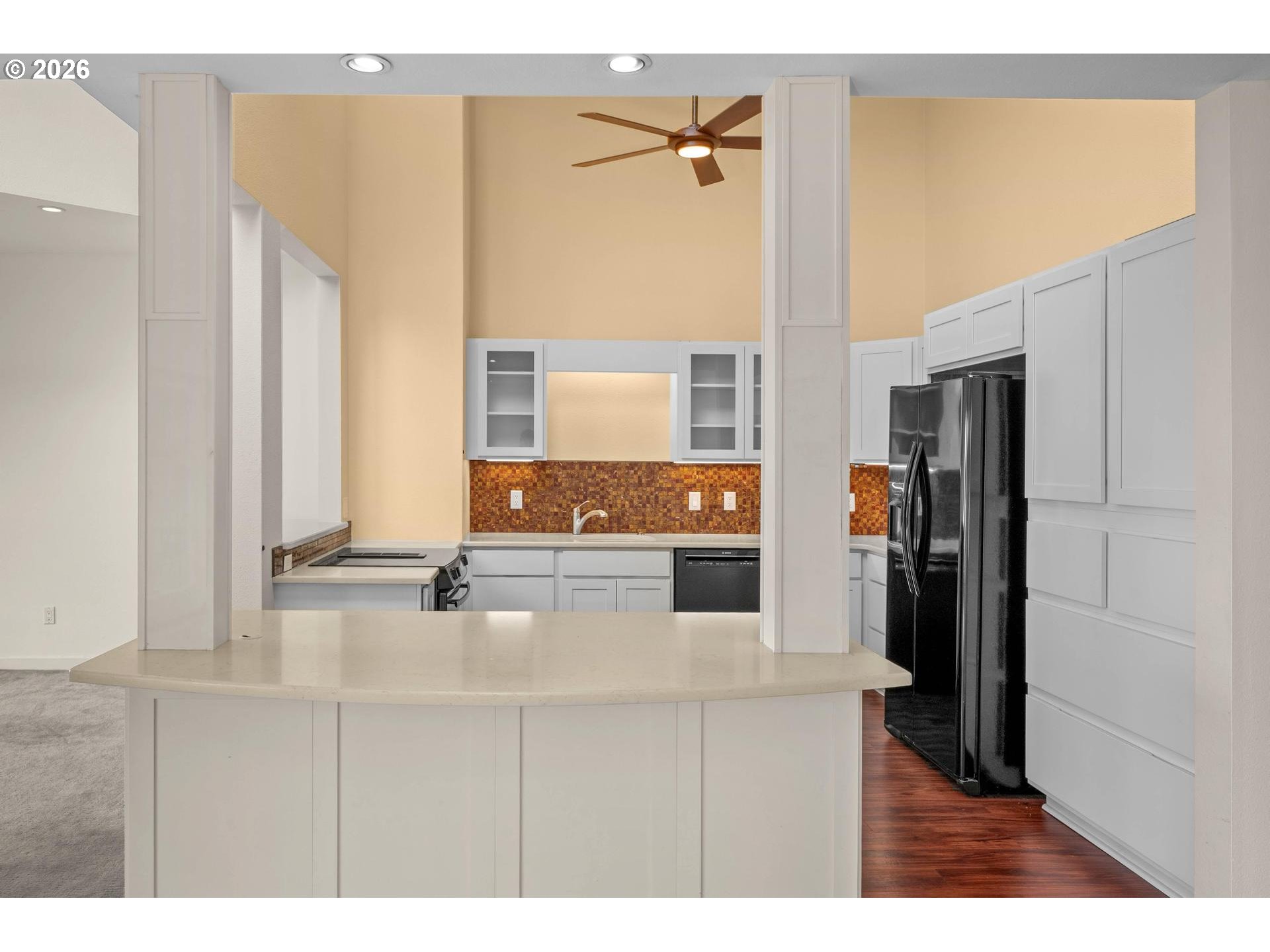 Photo #12: 325308189 Listing: Photo #12