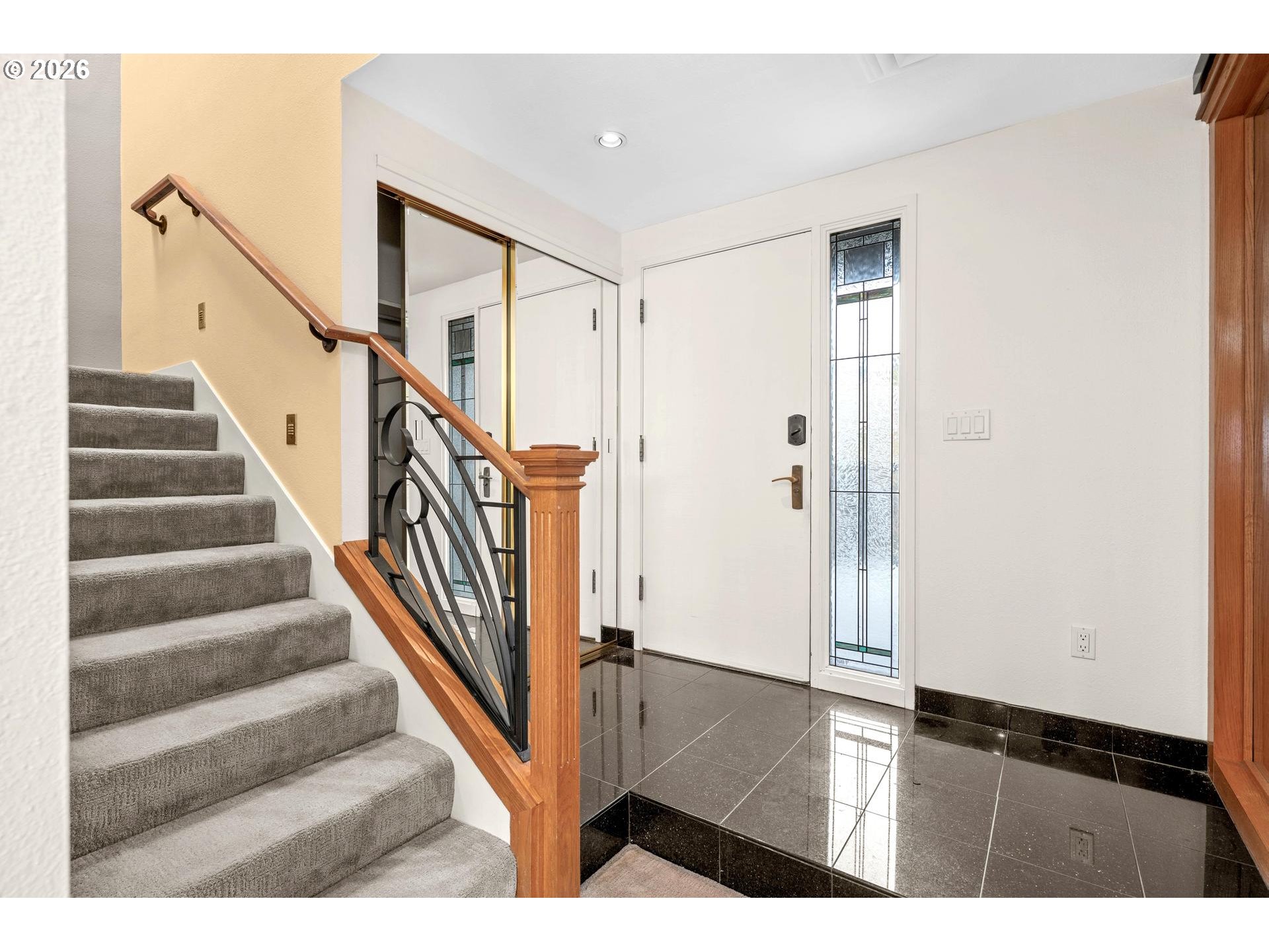 Photo #3: 325308189 Listing: Photo #3