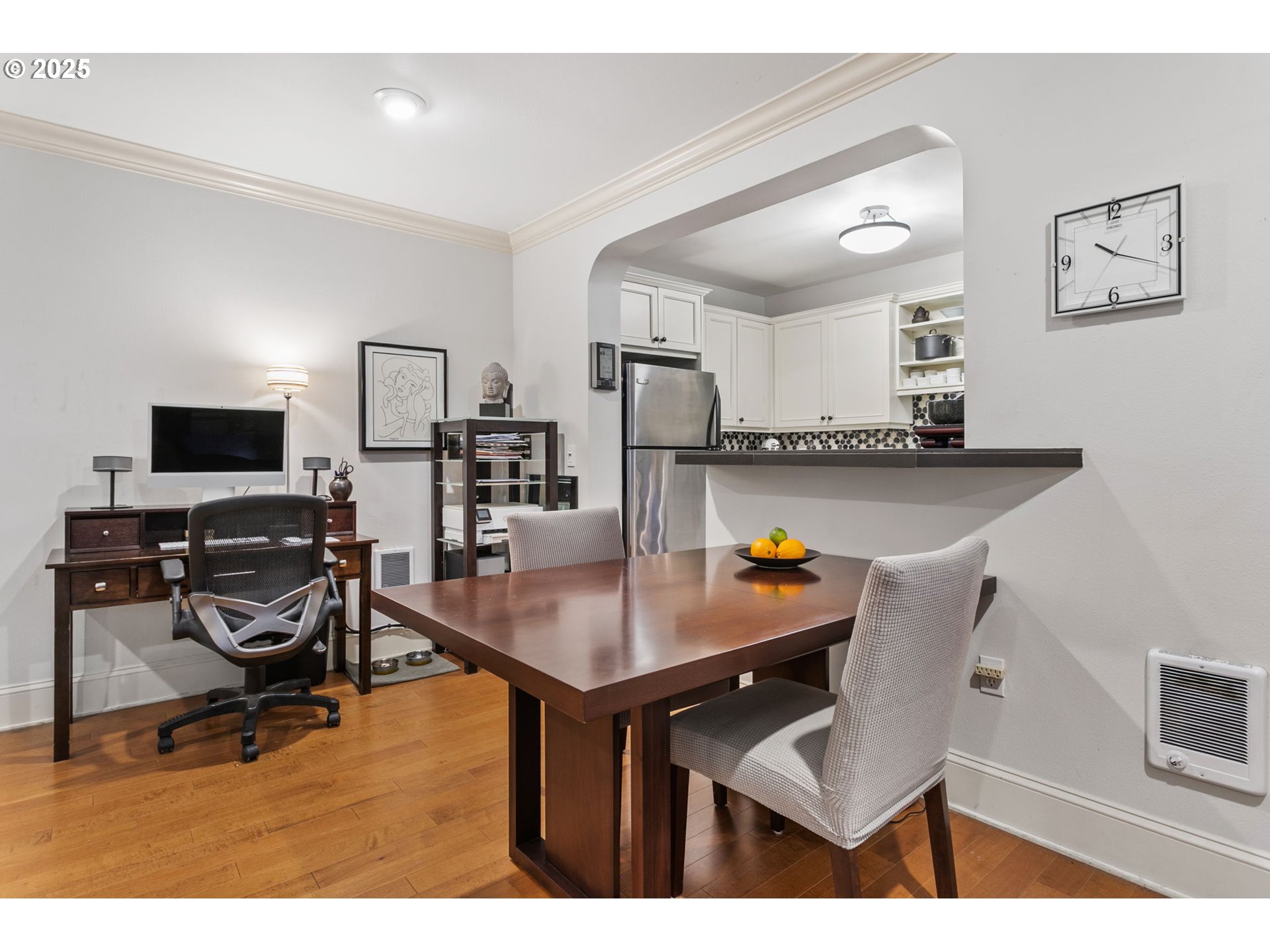 Photo #3: 325873382 Listing 