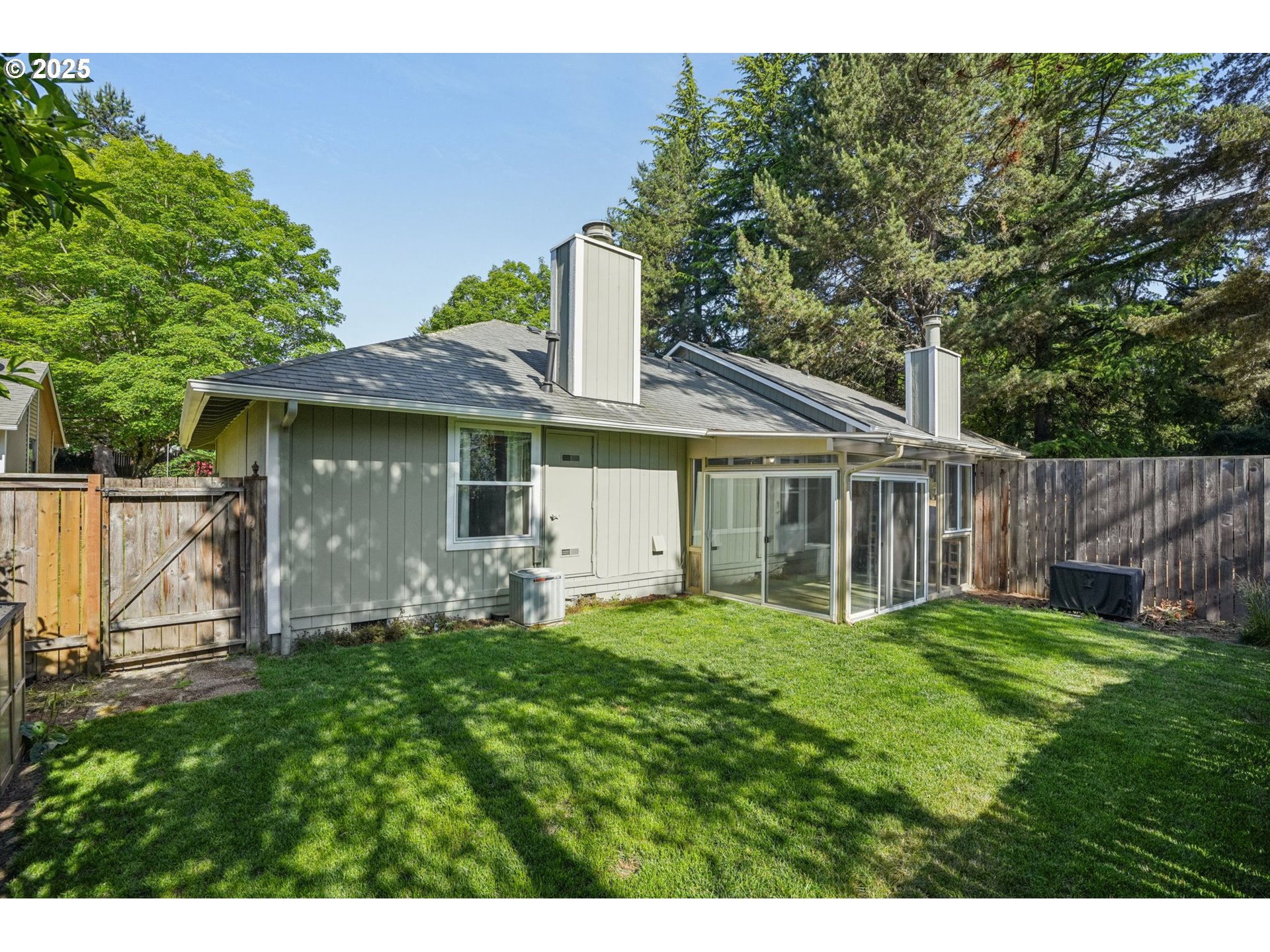 Photo #19: 326459889 Listing: Photo #19
