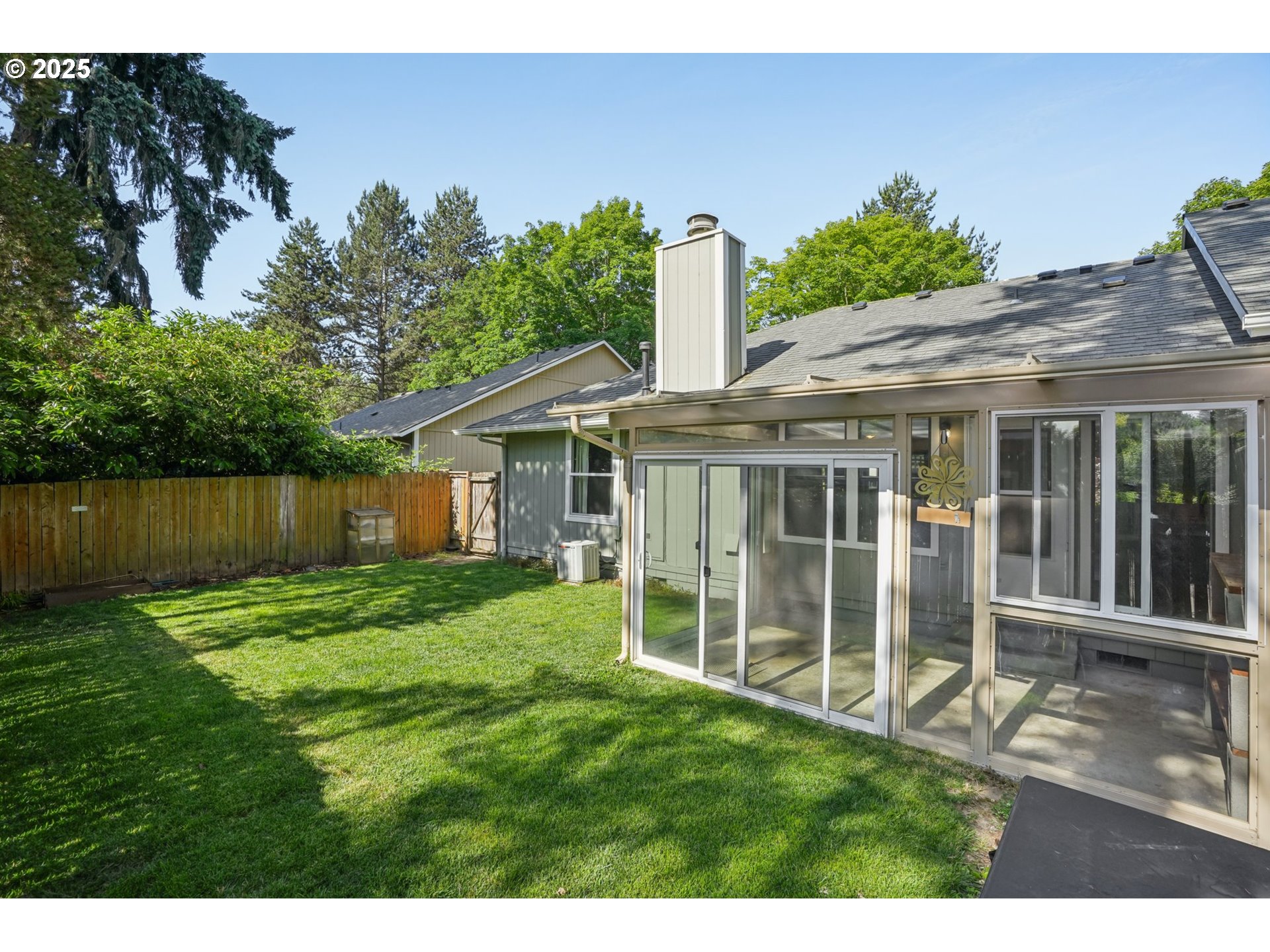 Photo #21: 326459889 Listing: Photo #21