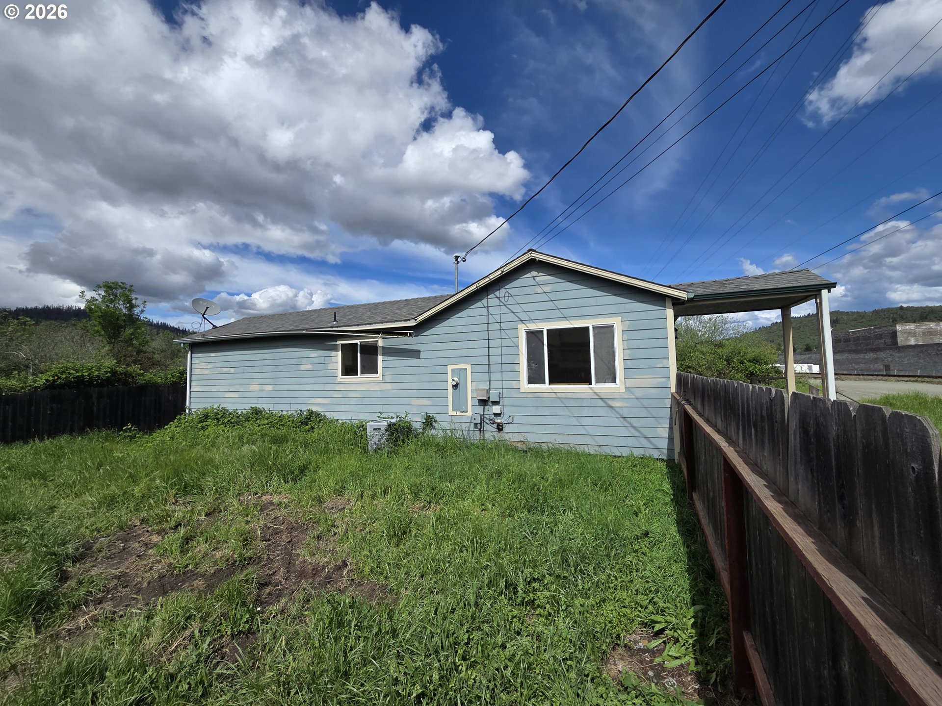 340 E 6TH AVE, Riddle, OR, 97469