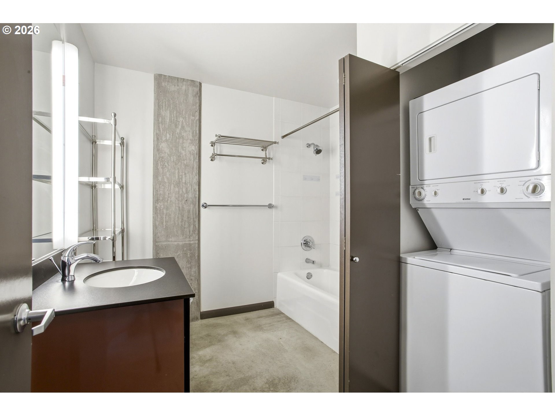 Photo #18: 327898123 Listing: Photo #18