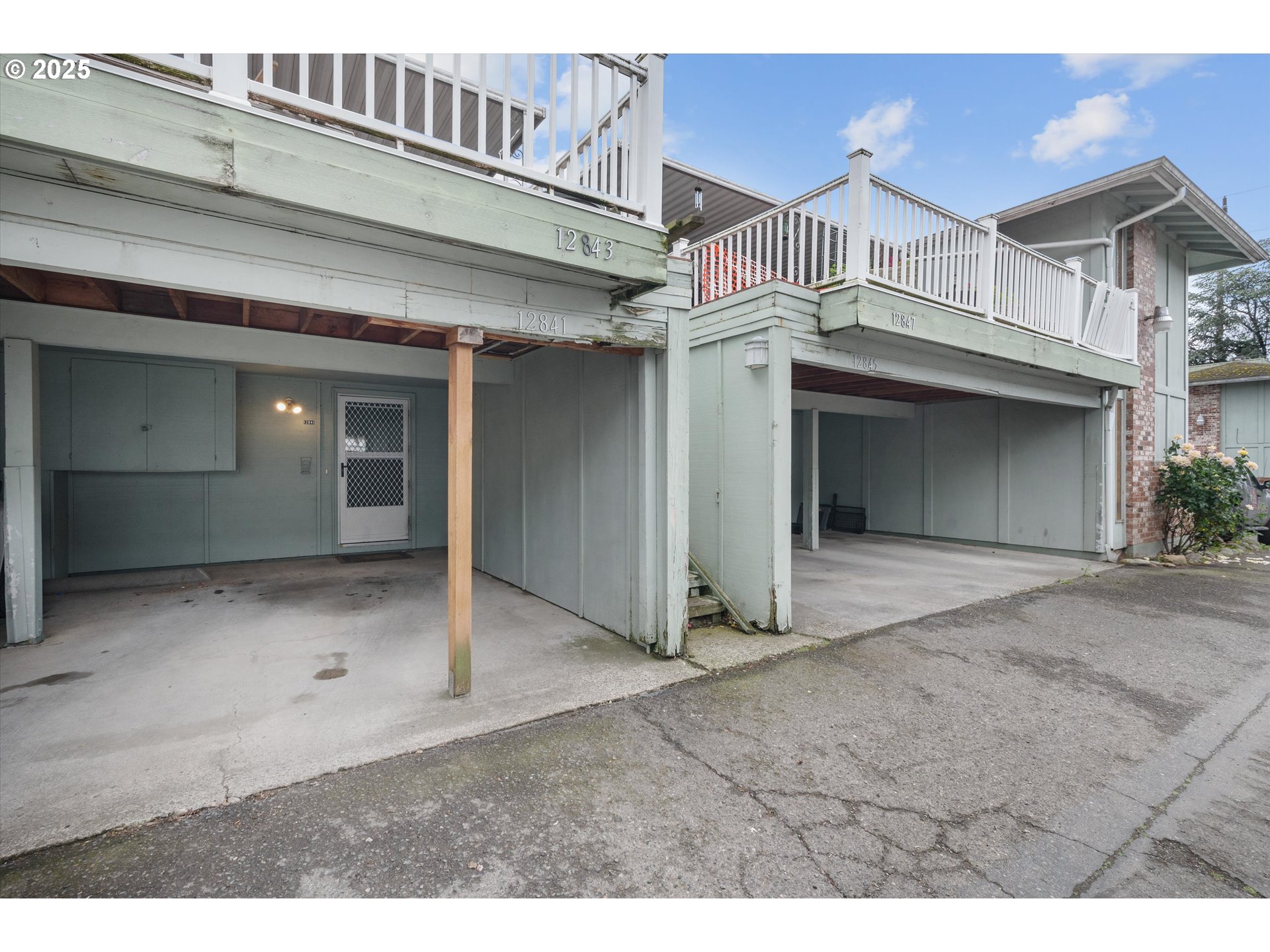 Photo #3: 328624517 Listing 