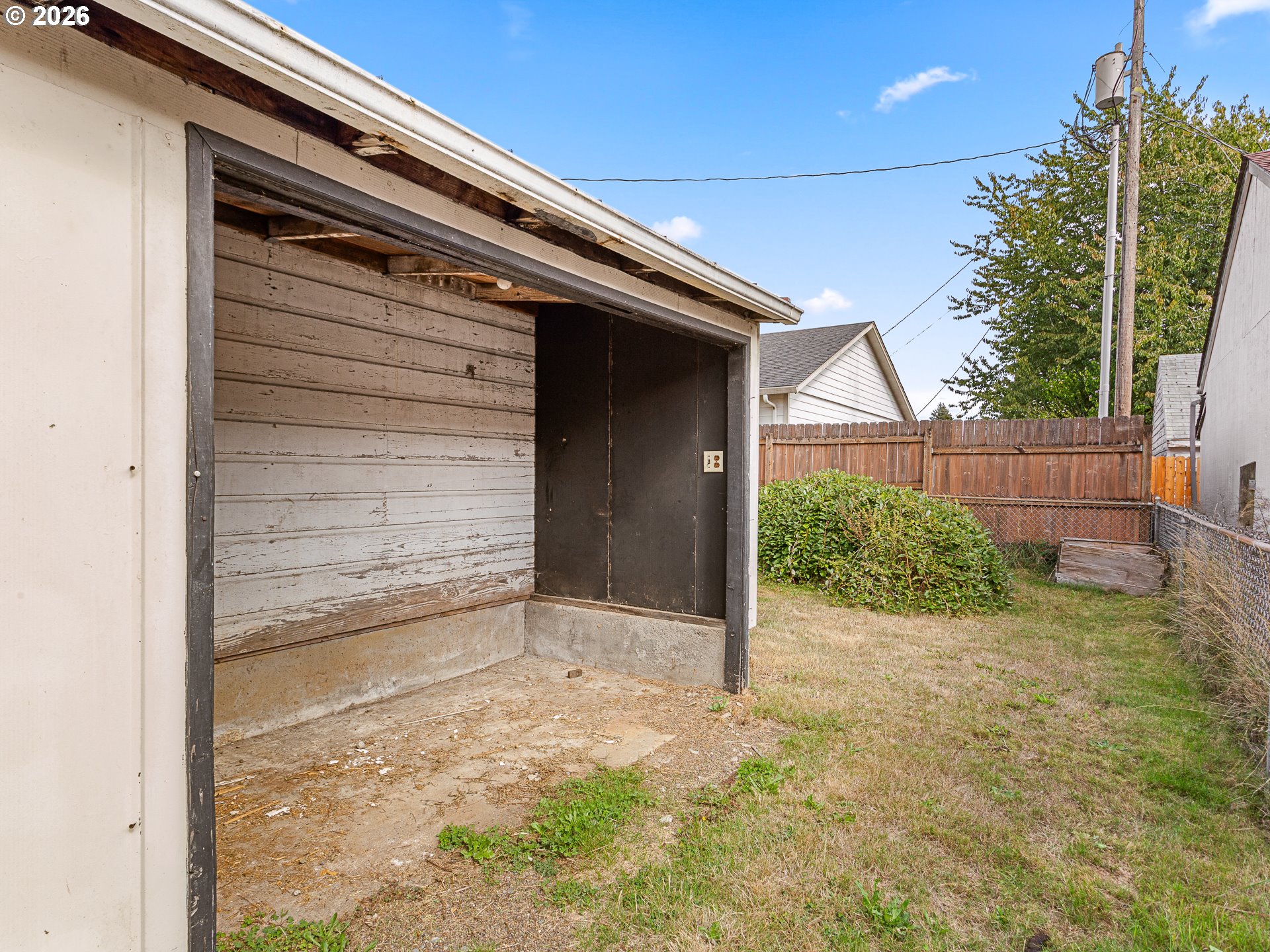 Property photo 33 of 43