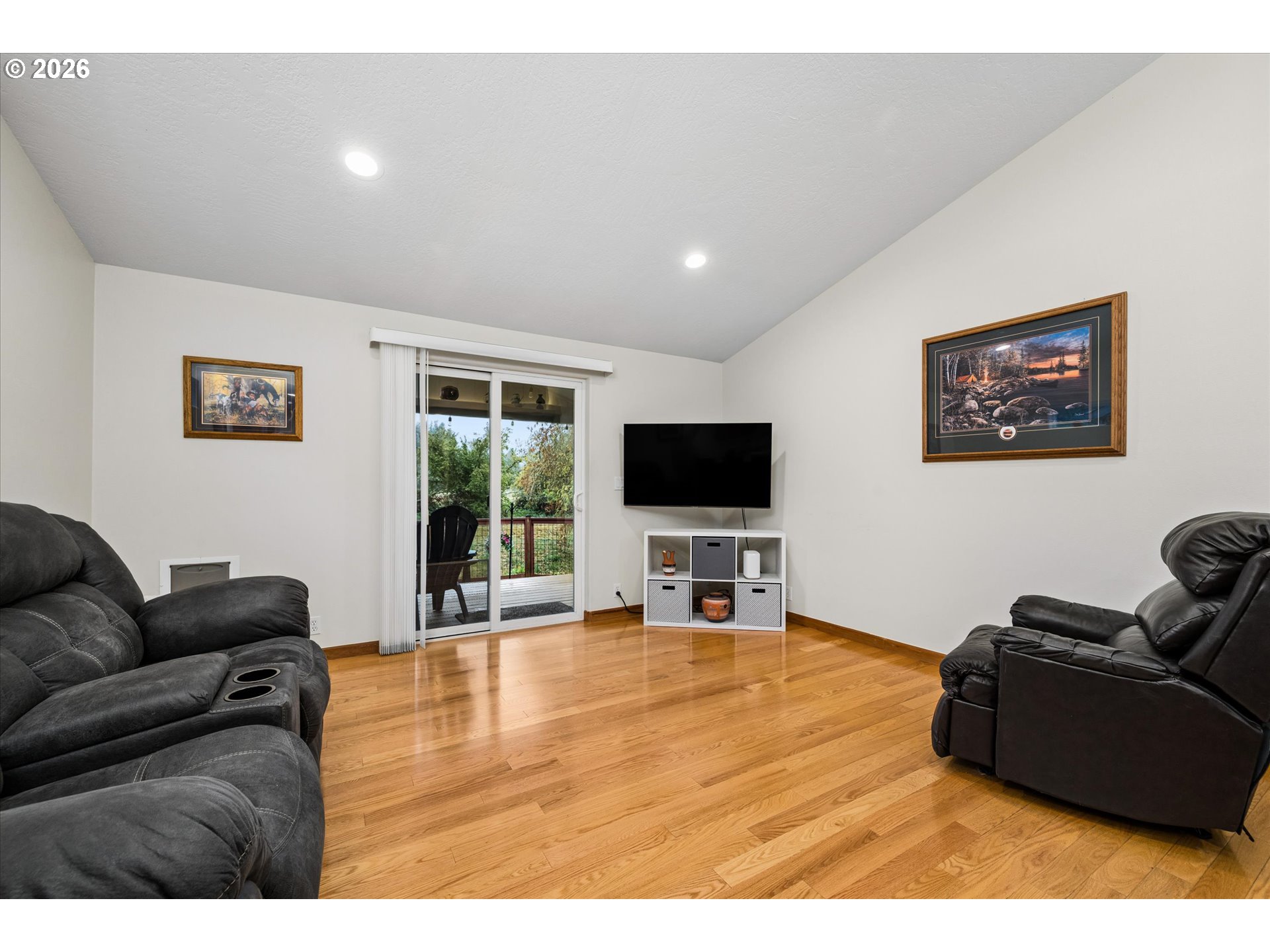 Property photo 13 of 38