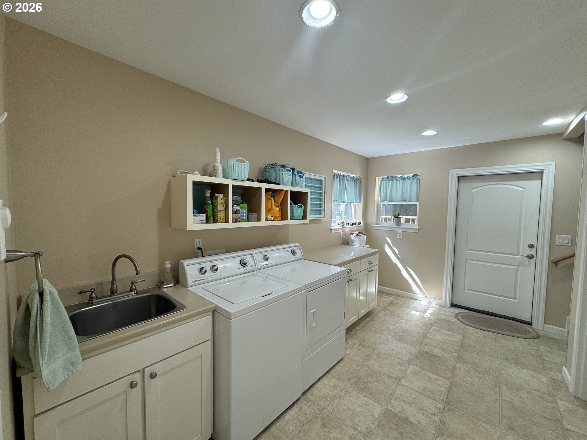 83269 CLEAR LAKE RD, Florence, OR, 97439