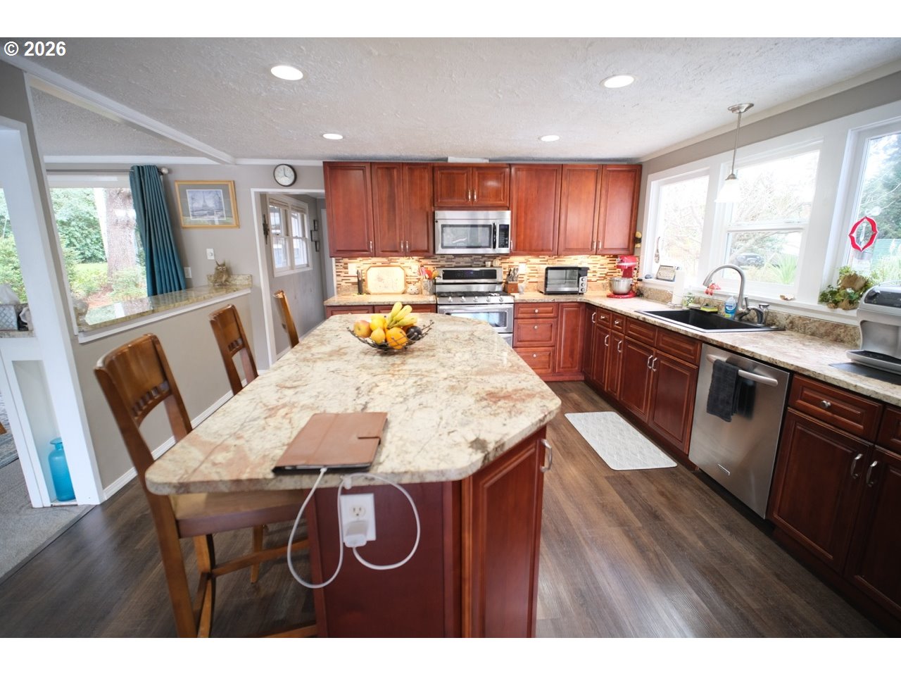 70214 LAKEWOOD RD, North Bend, OR, 97459