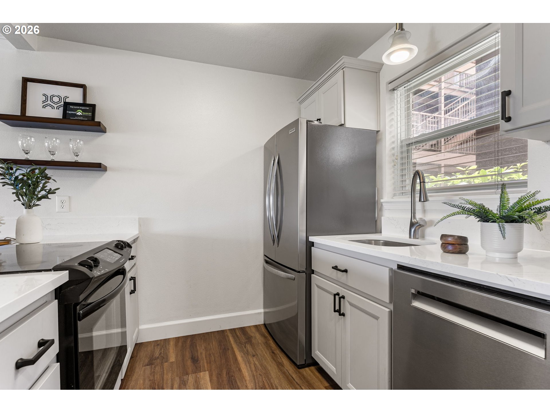 Photo #10: 332194885 Listing: Photo #10