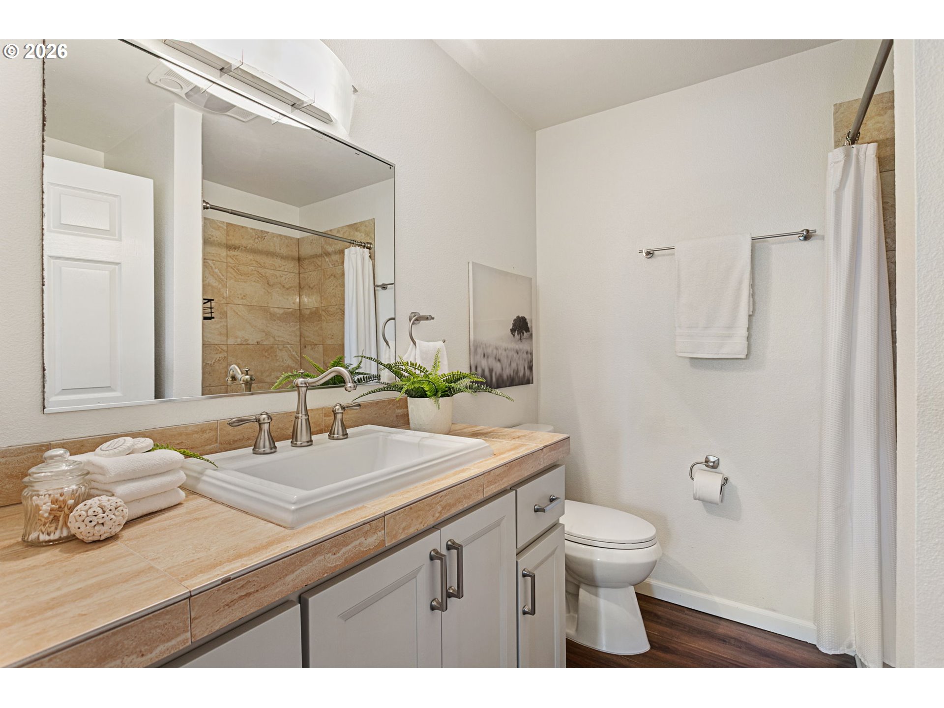 Photo #19: 332194885 Listing: Photo #19
