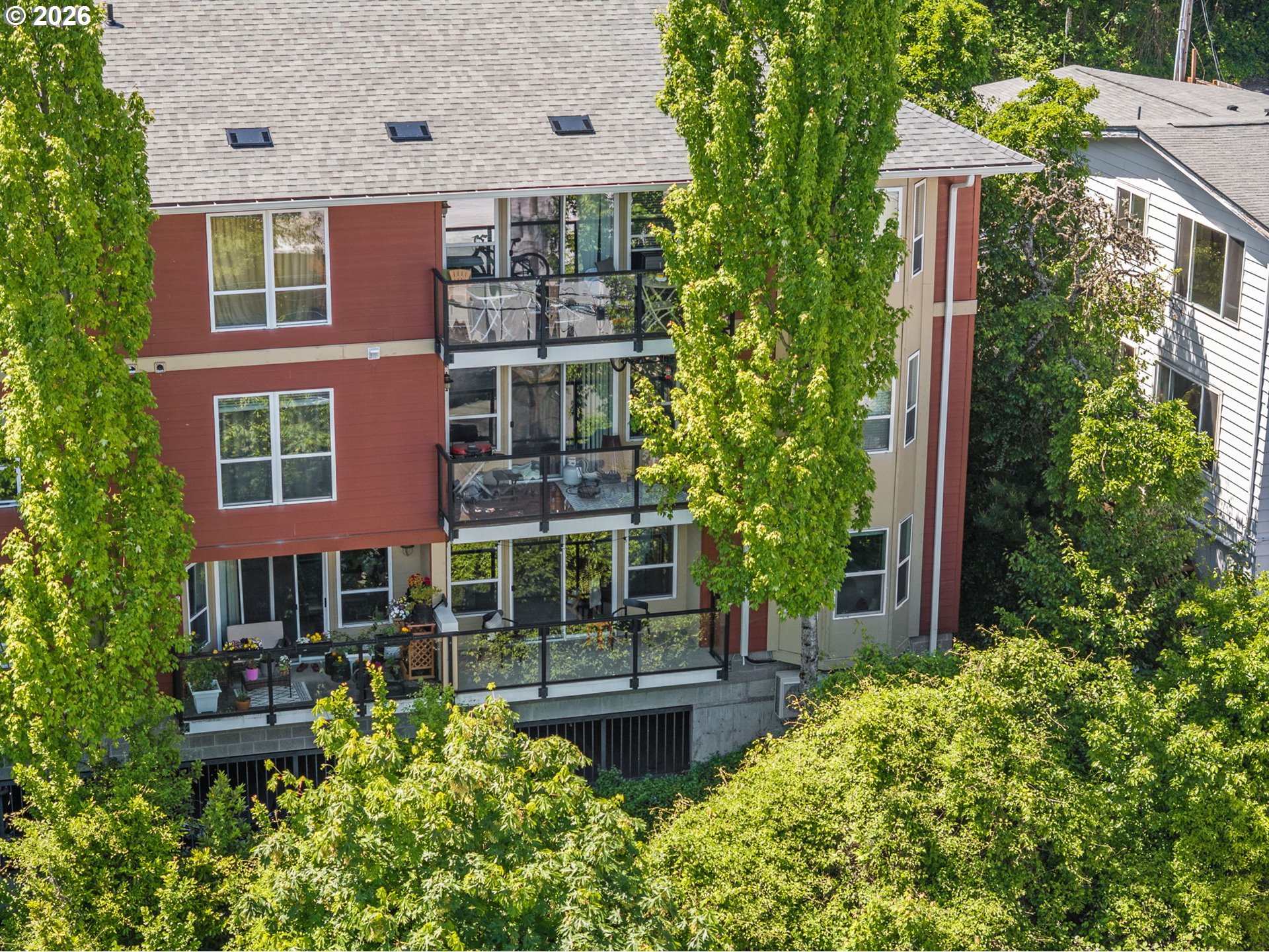 Photo #11: 332194885 Listing: Photo #11