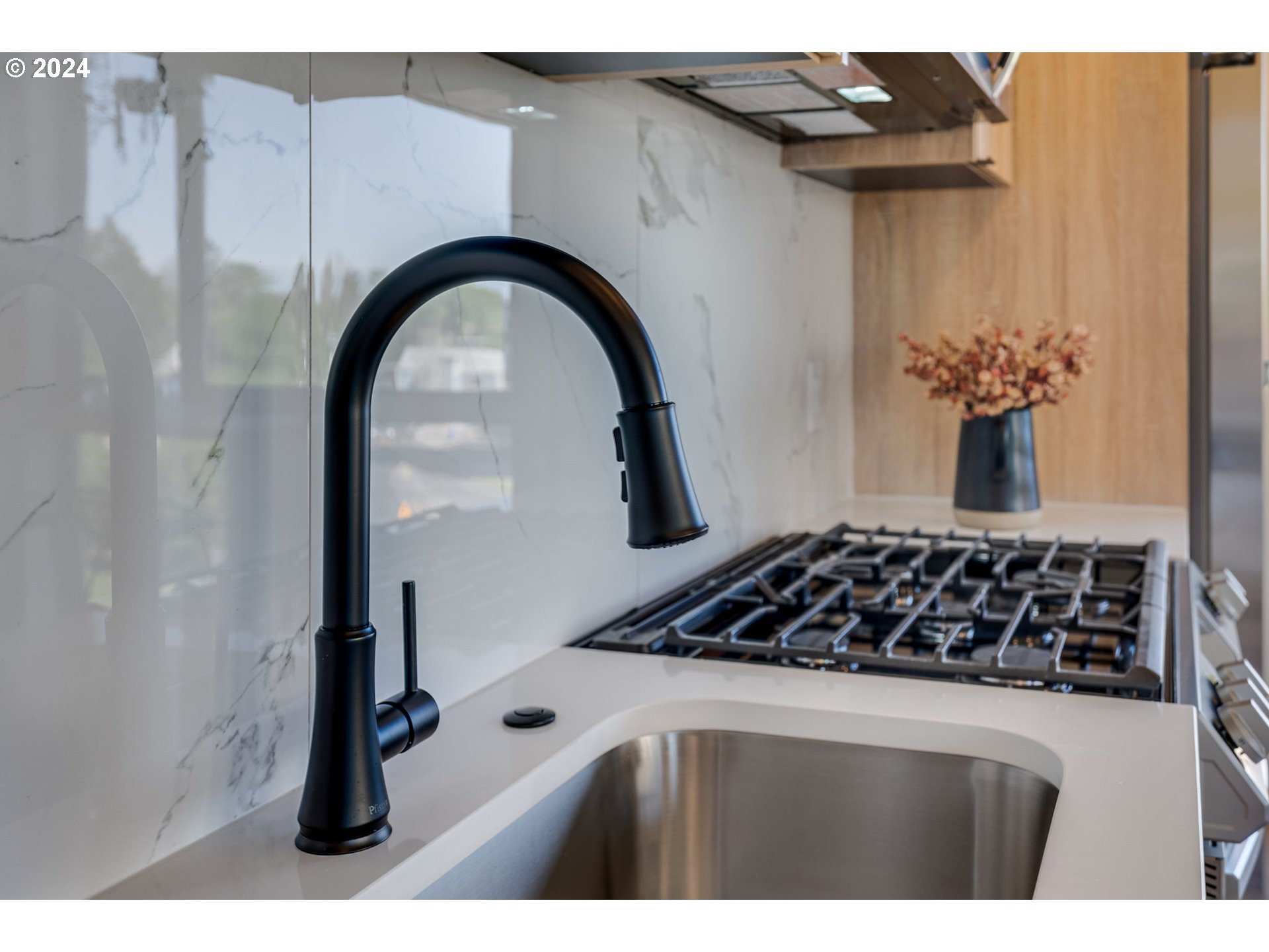 Photo #13: 332635193 Listing: Photo #13