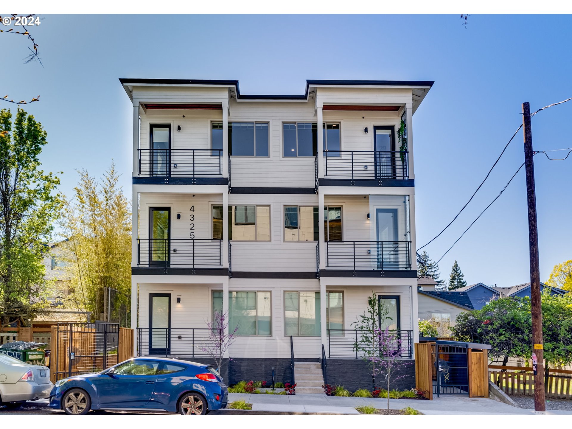 Photo #16: 332635193 Listing: Photo #16