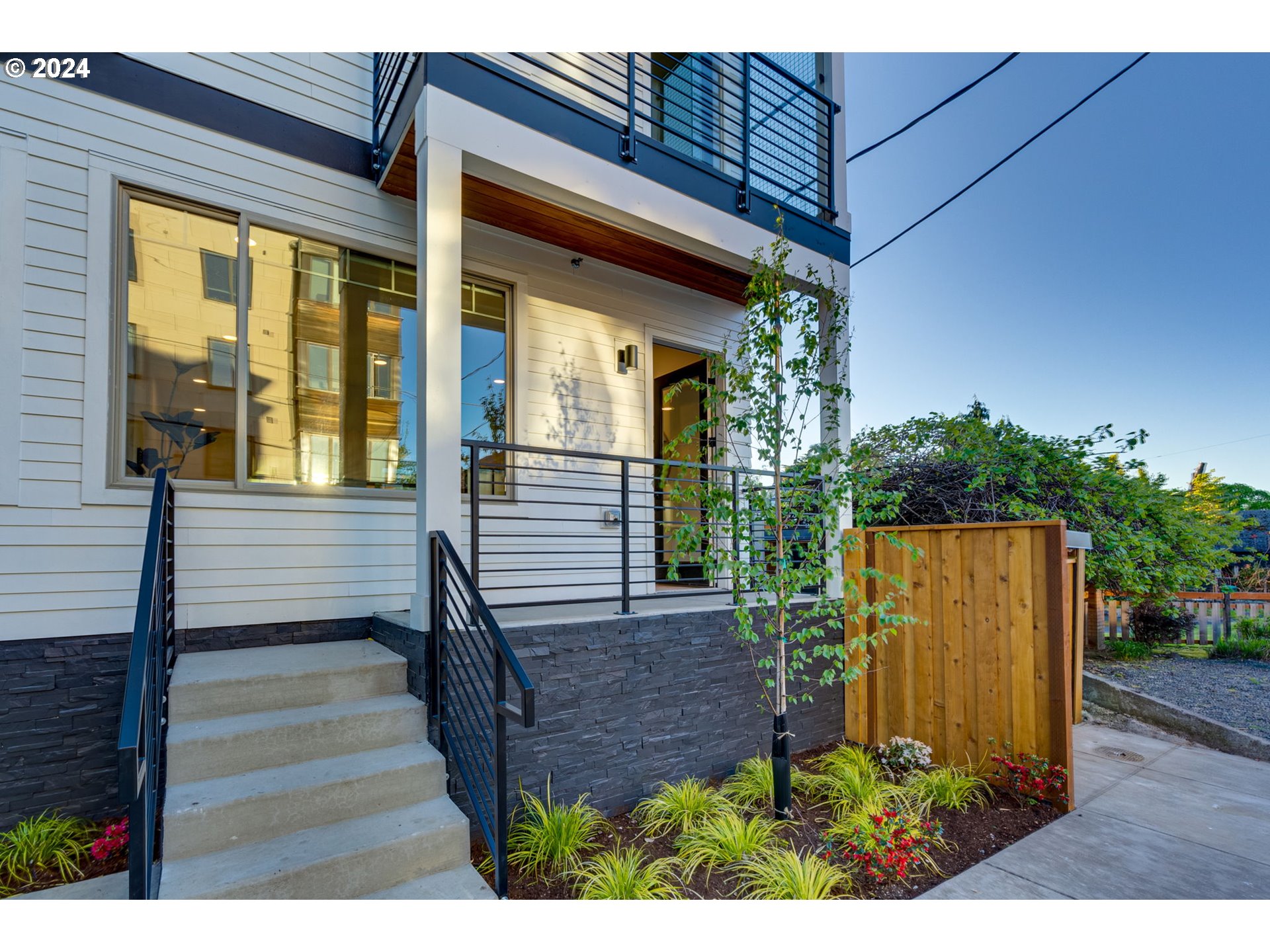 Photo #22: 332635193 Listing: Photo #22