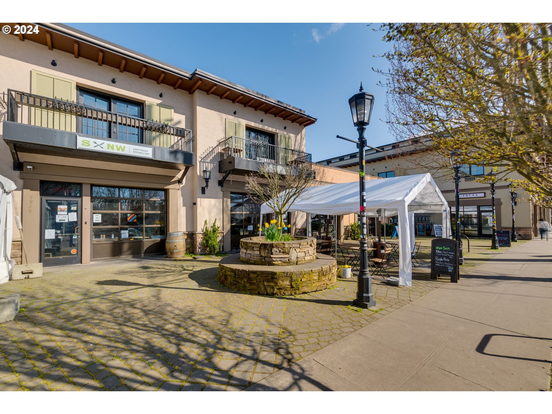 Photo #27: 332635193 Listing: Photo #27