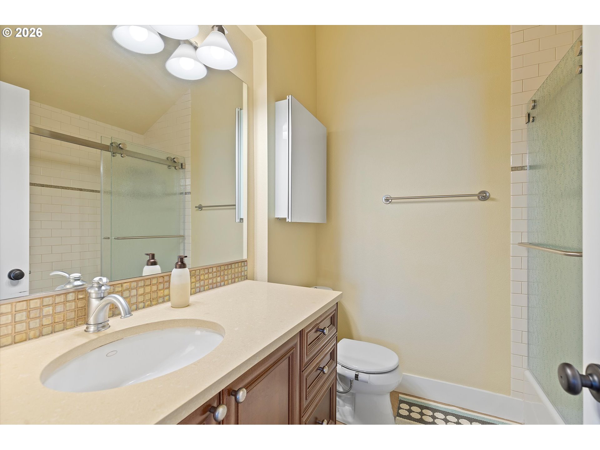 Photo #21: 332807244 Listing: Photo #21