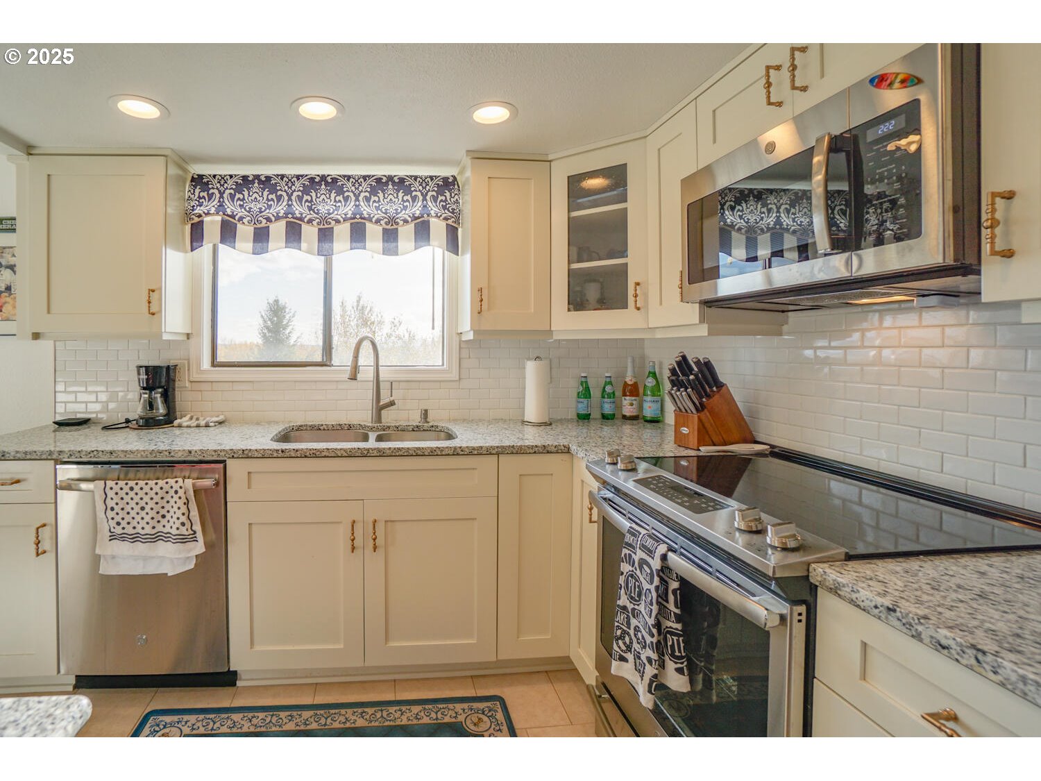 Photo #24: 332864214 Listing: Photo #24