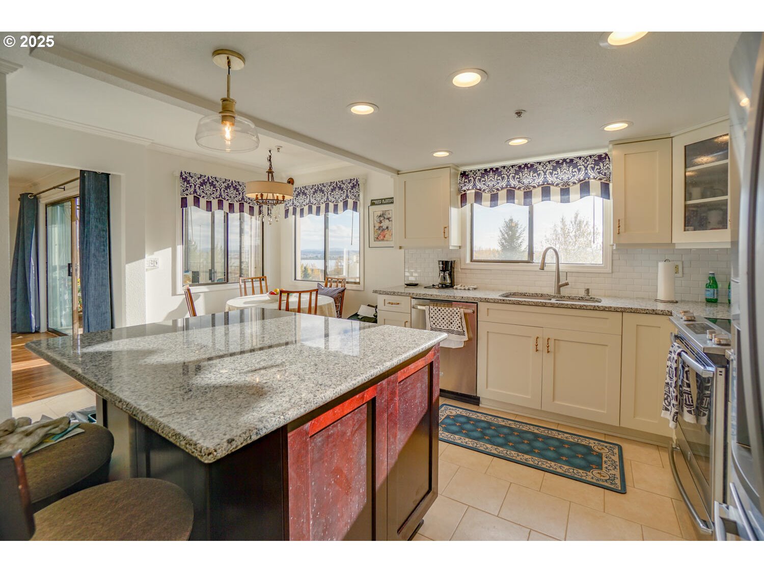 Photo #25: 332864214 Listing: Photo #25