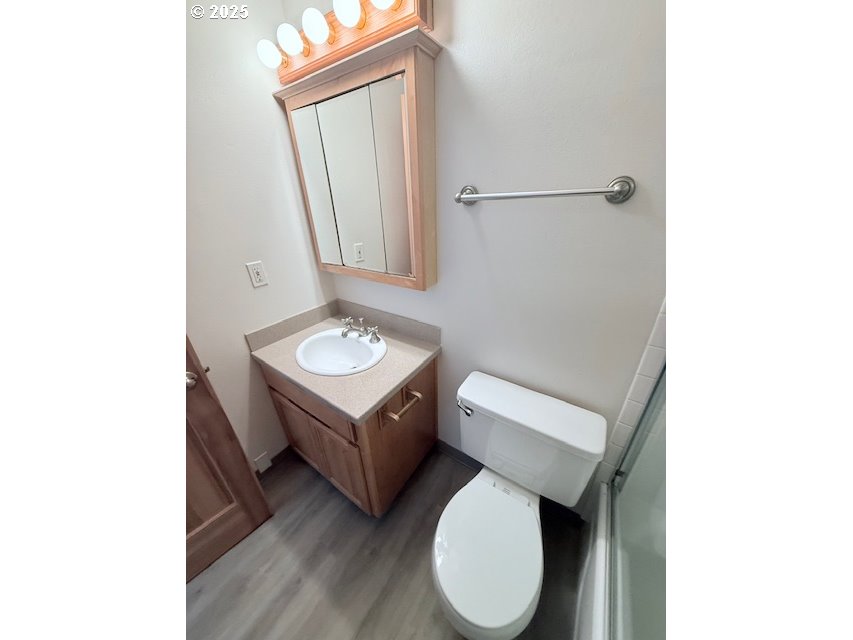 Photo #17: 332940210 Listing: Photo #17