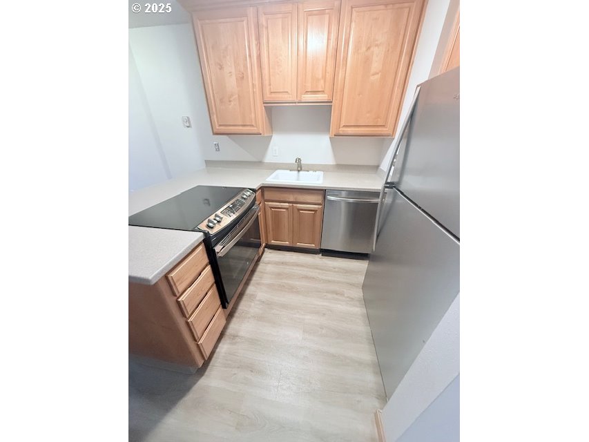 Photo #25: 332940210 Listing: Photo #25