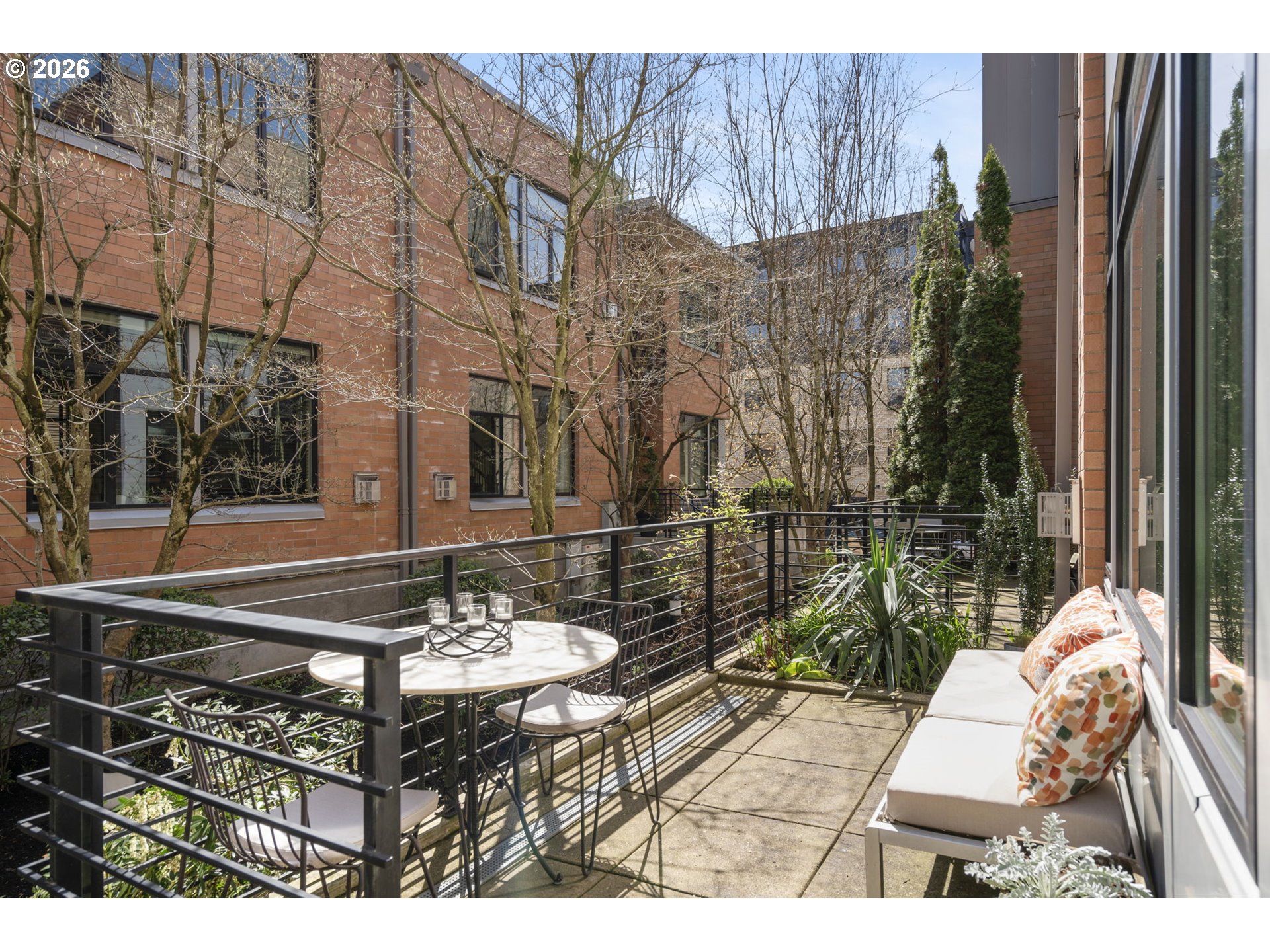 Photo #4: 333938265 Listing: Photo #4