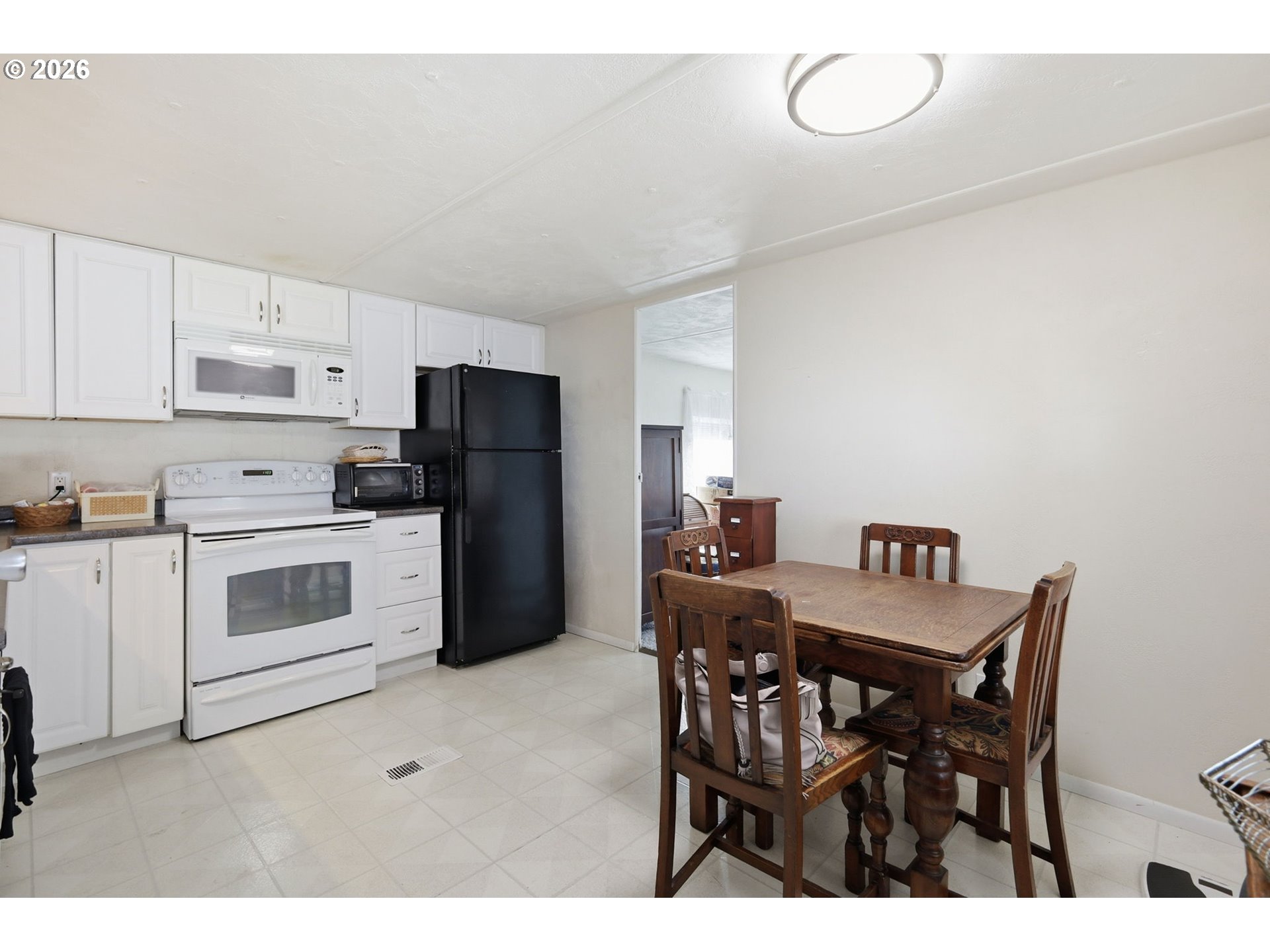 Property photo 12 of 42
