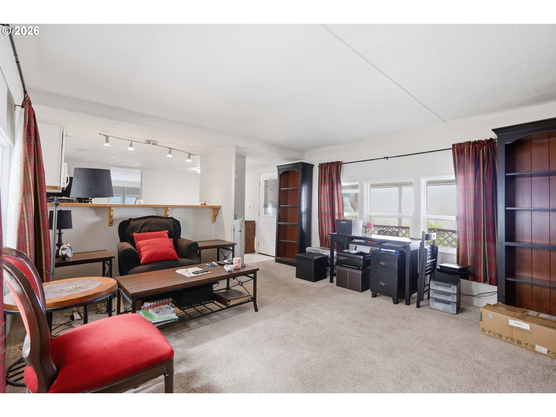 Property photo 5 of 42