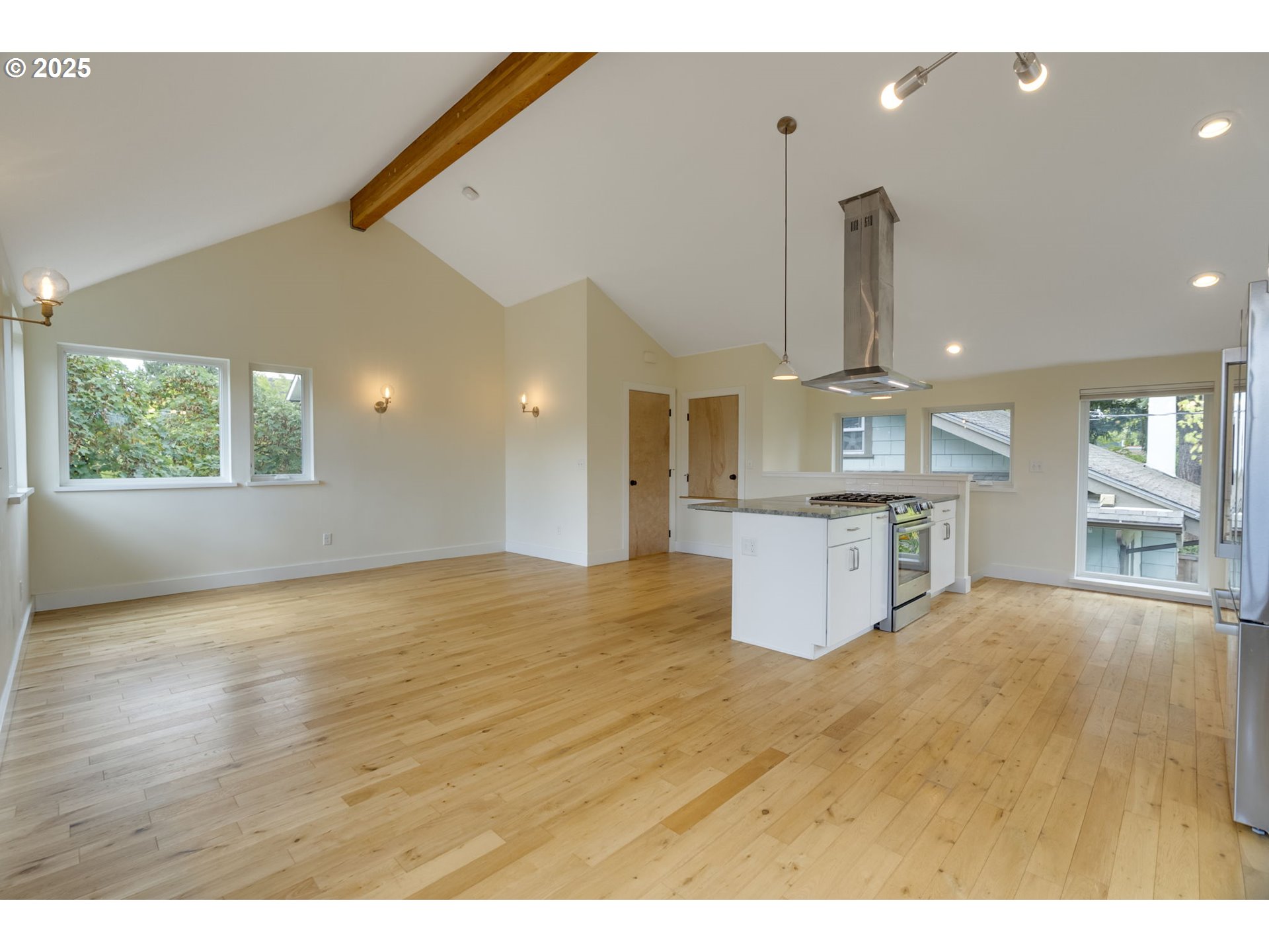 Photo #12: 336509363 Listing: Photo #12