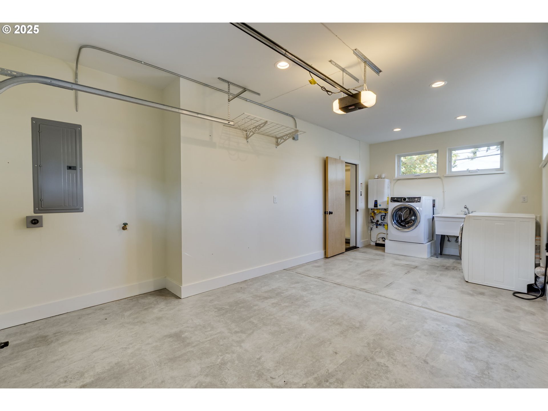 Photo #33: 336509363 Listing: Photo #33