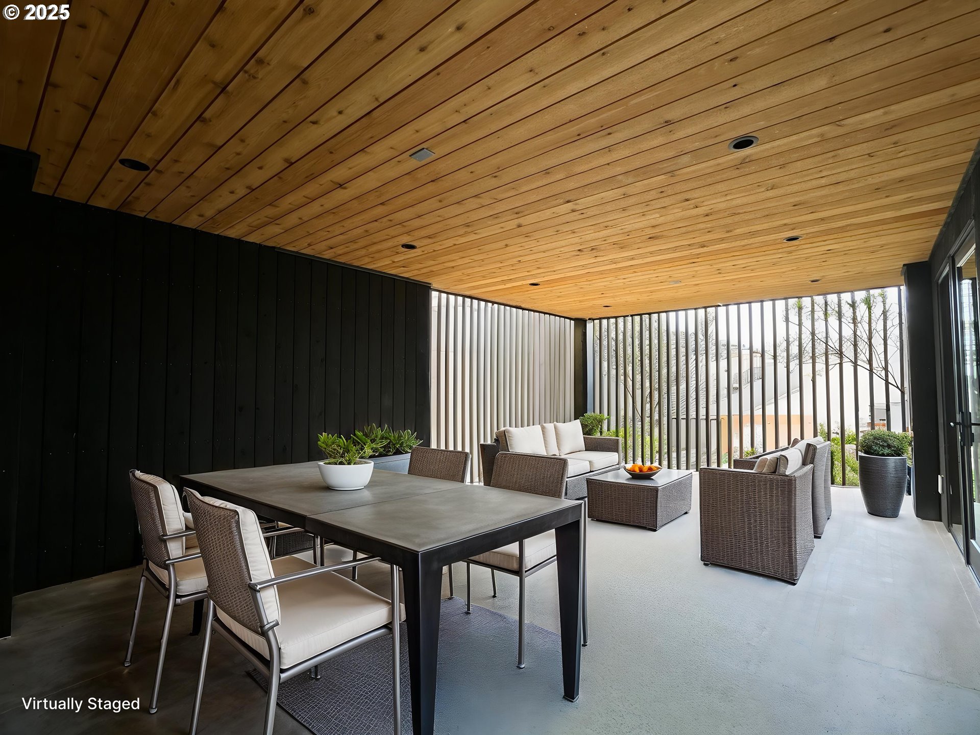 Photo #8: 336524076 Listing: Photo #8