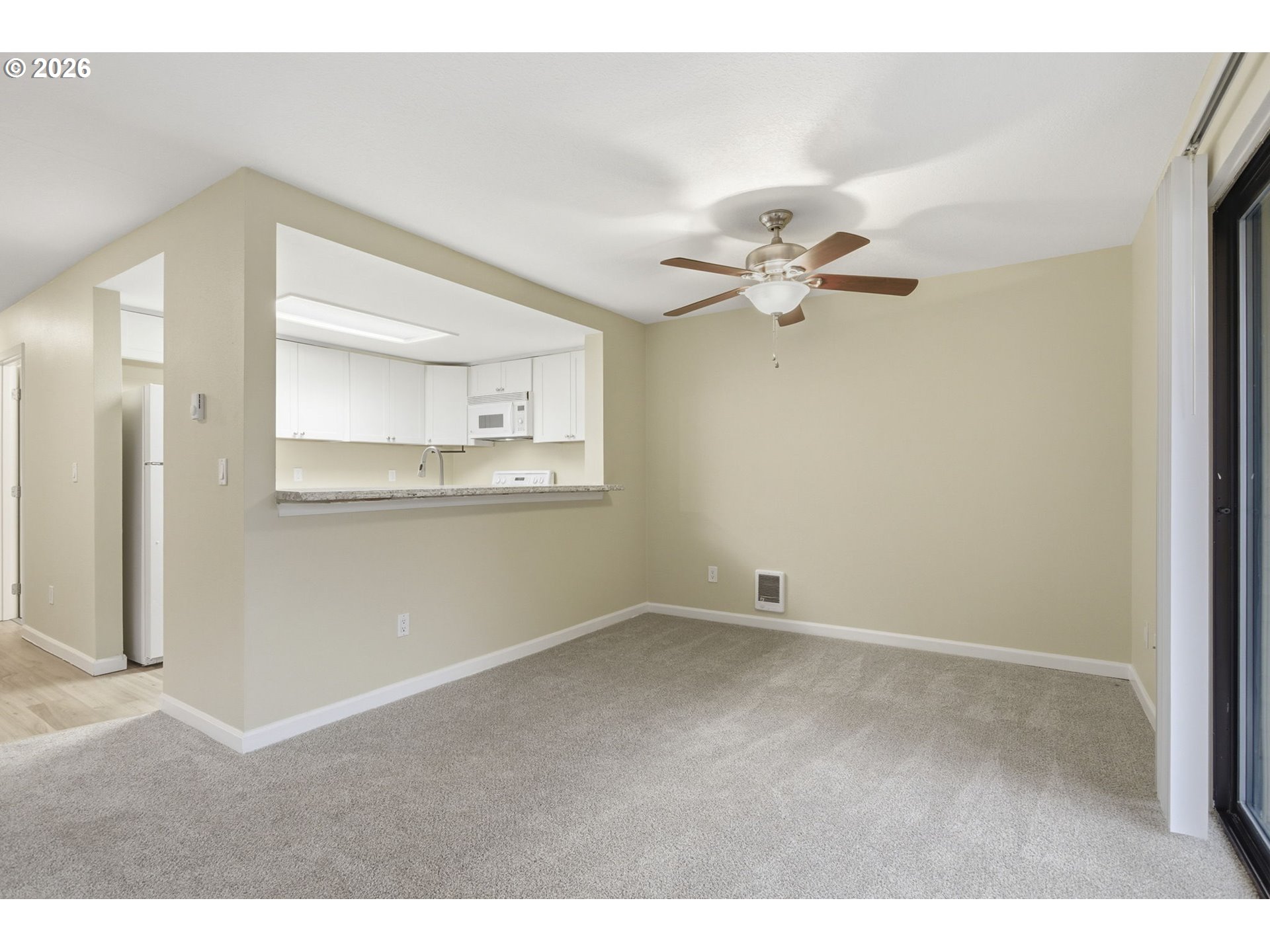 Photo #12: 337014076 Listing: Photo #12